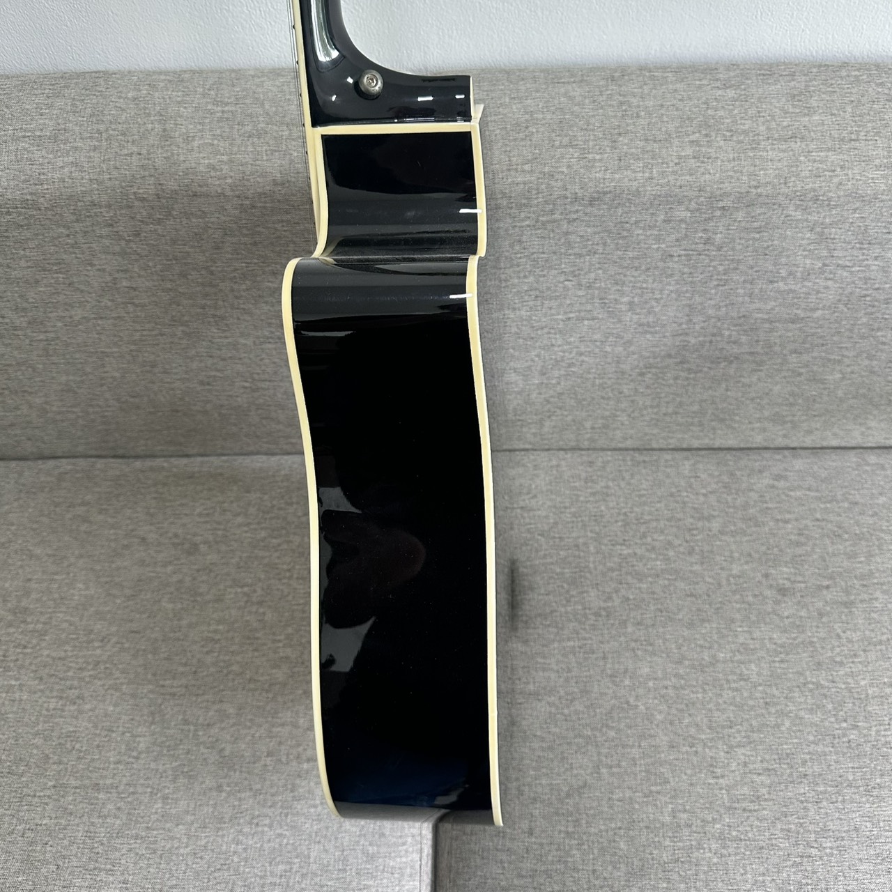 กีต้าร์โปร่ง Enya ED-18 EQ+ กระเป๋า