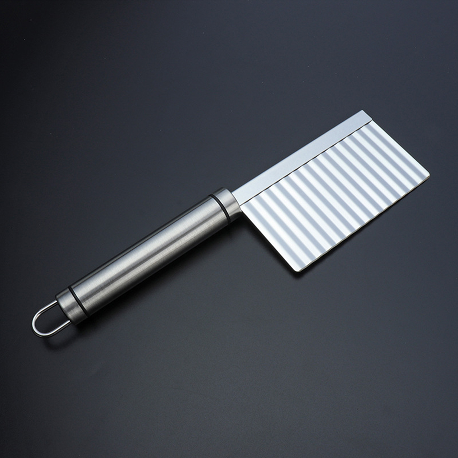 มีดหั่นหยักฟันปลา ฟันหยัก(ด้ามจับ)201/304/ฟันหยัก(มือจับ)ดำ ใช้หั่นผัก ผลไม้ แข็งแรง ทนทาน ขนาดเหมาะมือ ดีไซน์สวยงาม