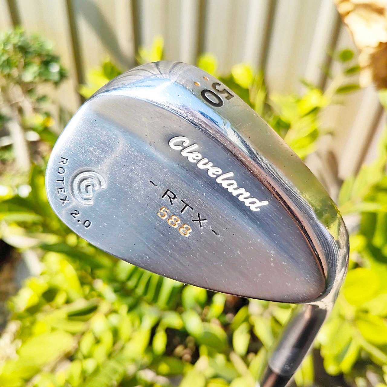 WEDGE CLEVELAND RTX 588 องศา 50 ก้าน N.S.PRO 950GH FLEX S ROTEX 2.0 MILLED ชัดๆ สวยๆ ตกหยุดๆเลย ไม้กอล์ฟพรีเมี่ยมมือสอง ของแท้ By NakaraLuxurious
