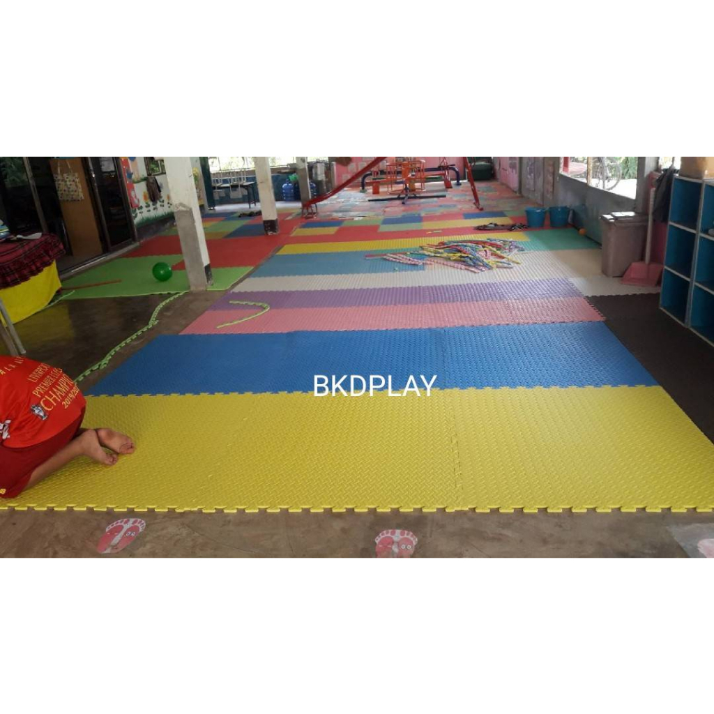 แผ่นโฟมปูพื้นกันกระแทก จิ๊กซอว์ EVA (งานนำเข้า) 10 มล 100x100 หนา 1 ซม. ,แผ่นกันกระแทก,แผ่นโฟมปูพื้น, โฟมปูพื้น,จิ๊กซอว์ปูพื้น, แผ่นรองคลาน สำหรับเครื่องเล่นสนามในร่ม ห้องเด็กเล่น พร้อมส่ง ราคาโรงงาน
