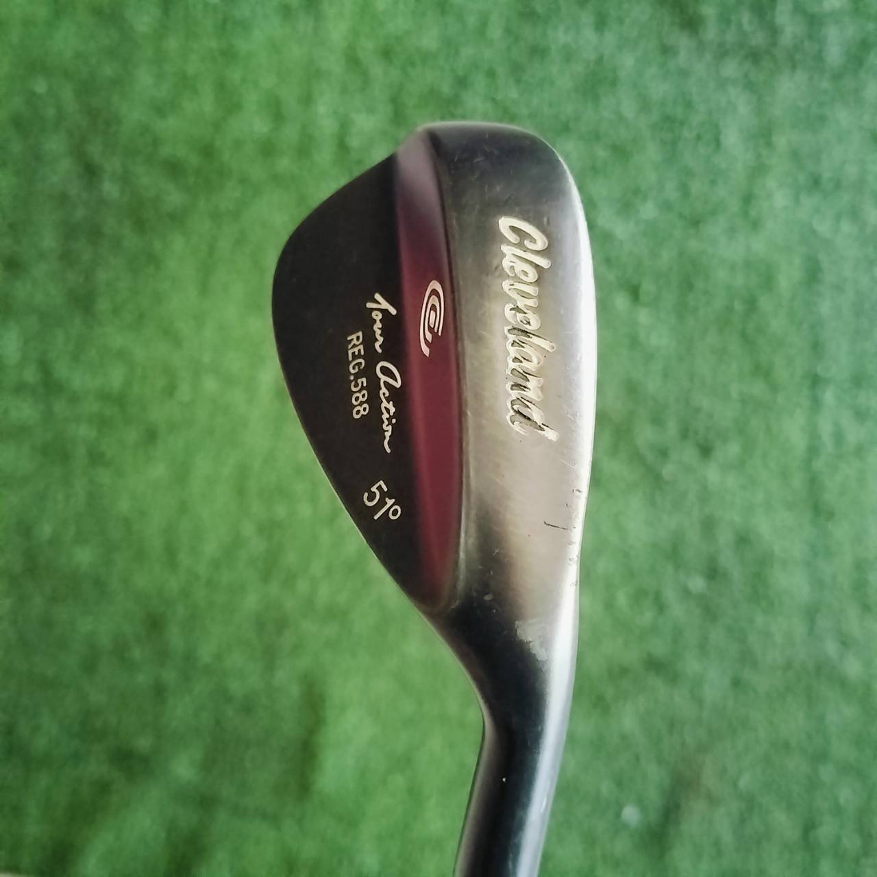 WEDGE CLEVELAND TOUR ACTION REG 588 องศา 51 รุ่นดังที่สุด ดีที่สุดของ Cleveland กะระยะได้ แม่นยำ นุ่มนวล ไม้กอล์ฟพรีเมี่ยมมือสอง ของแท้ By NakaraLuxurious