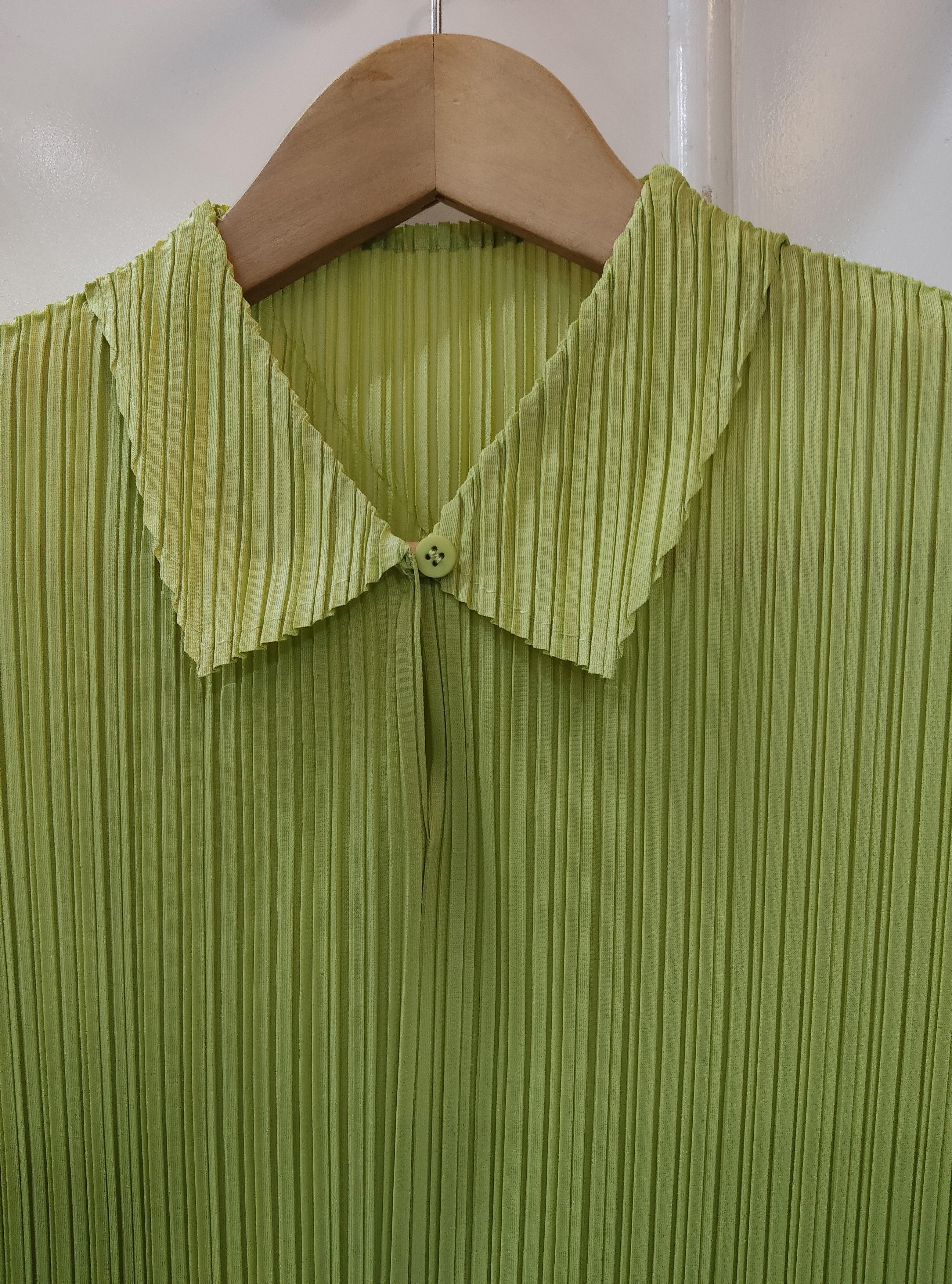 2MUAY รุ่น GJO11533 เสื้ออัดพลีท PLEATED MOCK COLLAR TOP 10 สี FREE SIZE