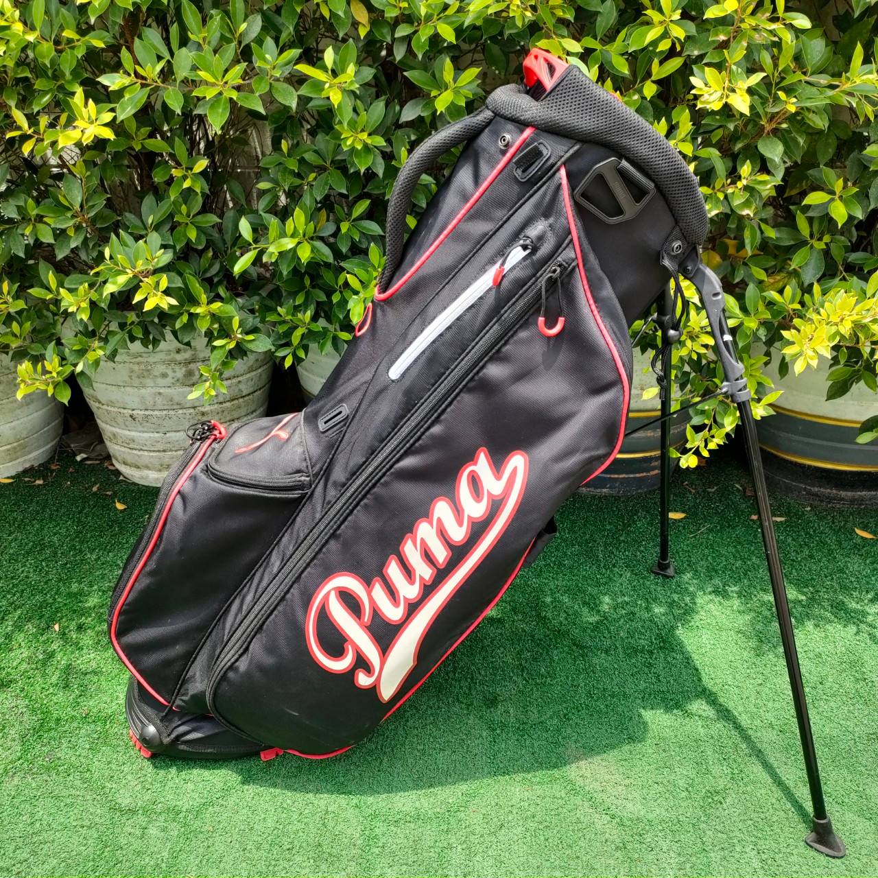 ถุงกอล์ฟ PUMA ขาตั้งมือสอง ถุงของแท้จากศูนย์ สภาพสวย สายสะพายครบ น้ำหนักเบามาก