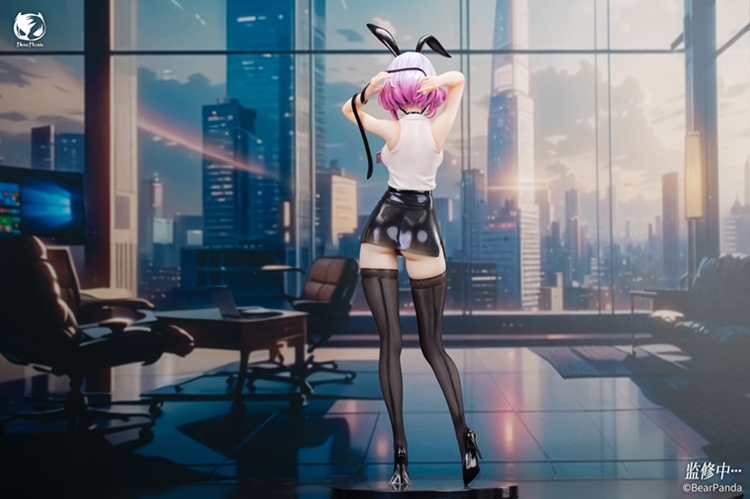 [สั่งจอง] Bear Panda & YD 1/4 : Luna Bunny Girl Figure (45ซม.)