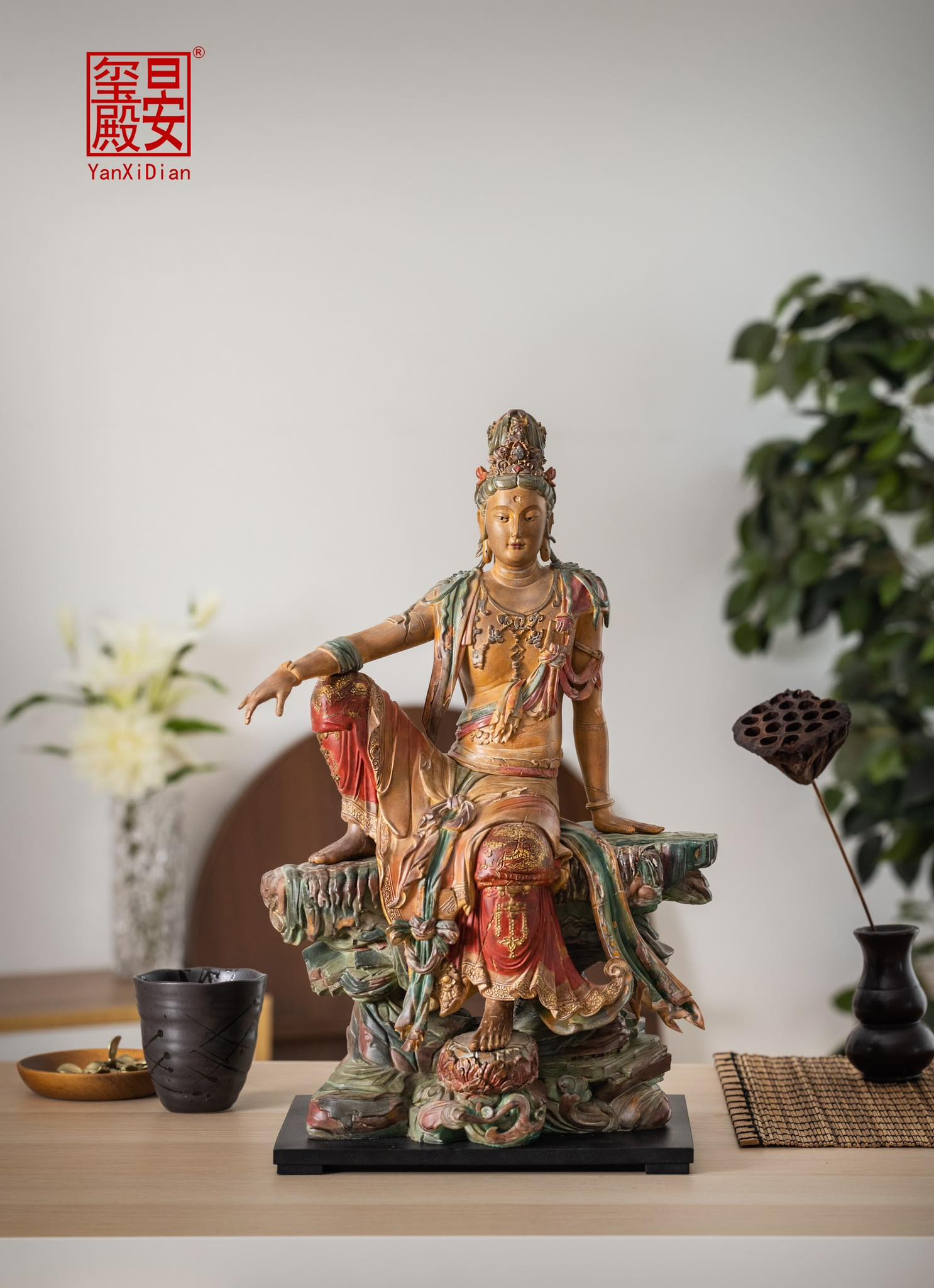 [สั่งจอง] Yan Xi Dian : Liao Song Water-moon Avalokiteshvara Statue