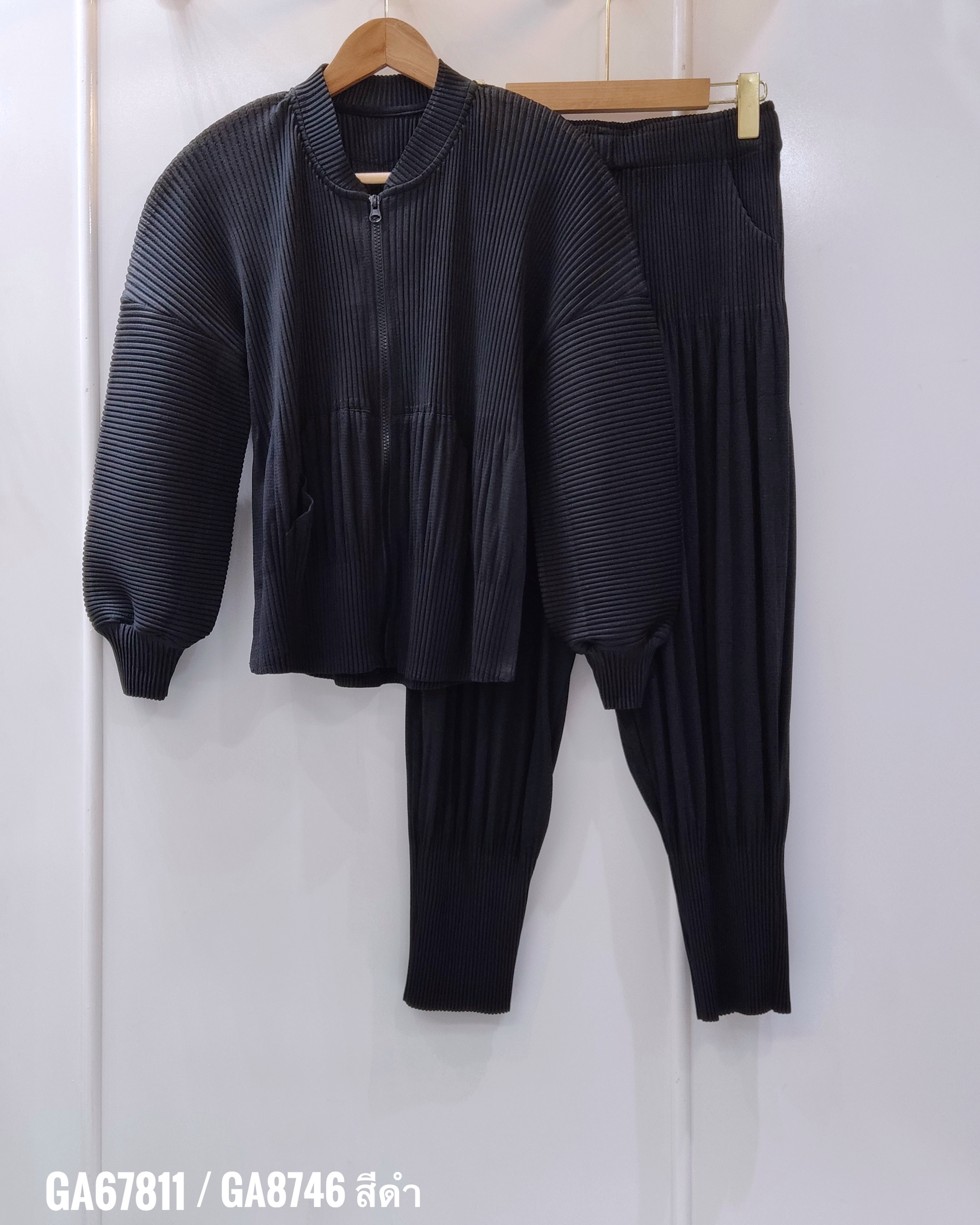 2MUAY รุ่น GA67811 / GA8746 THICK CARDIGAN ZIP FRONT PLEATED SET 4สี FREE SIZE