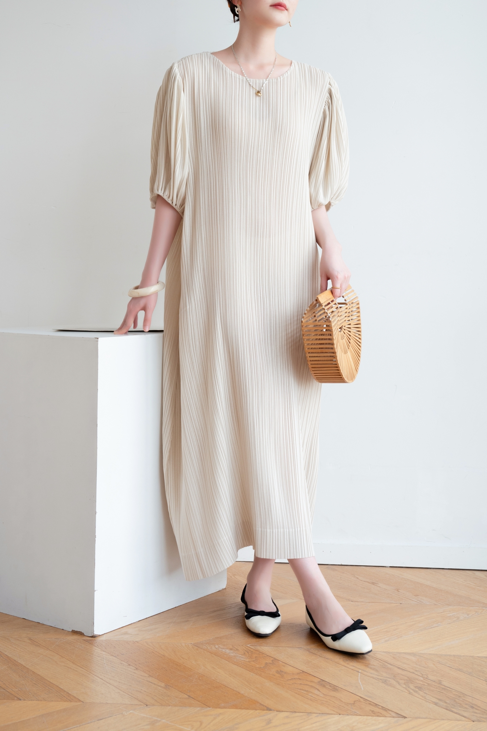 ปรับราคาลง20%!! อกถึง 60 นิ้ว 2MUAY รุ่น GJO1117P เดรสพลีทคุณภาพ BABY DOLL SLEEVE PLEATED DRESS 8 สี FREE SIZE