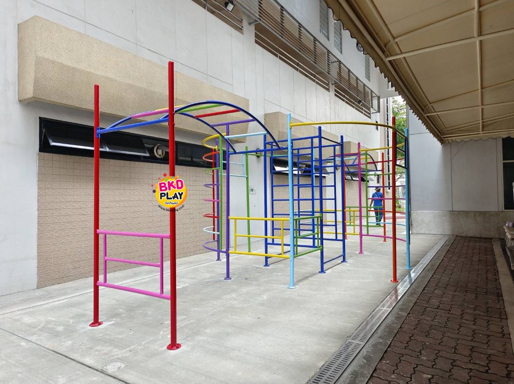 เครื่องเล่นสนามกลางแจ้ง สำหรับเด็กประถม ชุดปีนป่ายรวม บาร์โหนแสนสนุก ปีนป่ายเหล็ก เครื่องเล่นสนามเหล็ก รวม OutdoorPlayground, ราคาโรงงาน