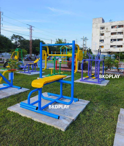 ชุดเครื่องออกกำลังกายกลางแจ้ง6รายการ โปร99,900 สนามกีฬา, เครื่องออกกำลังกายผู้ใหญ่, เครื่องออกกำลังกายสวนสาธารณะ หมู่บ้าน,Exercise equipment outdoor , OutdoorPlayground ,ราคาโรงงาน