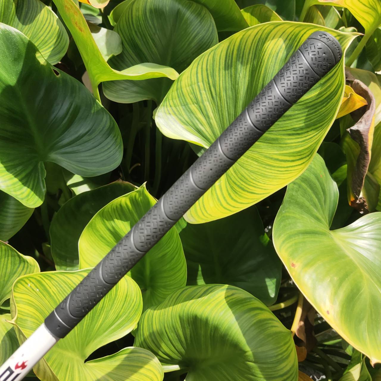 Driver TaylorMade Burner 9.5° ตีง่าย & forgiveness สูง ดีไซน์ Burner Head ช่วยให้ตีตรงง่ายขึ้น