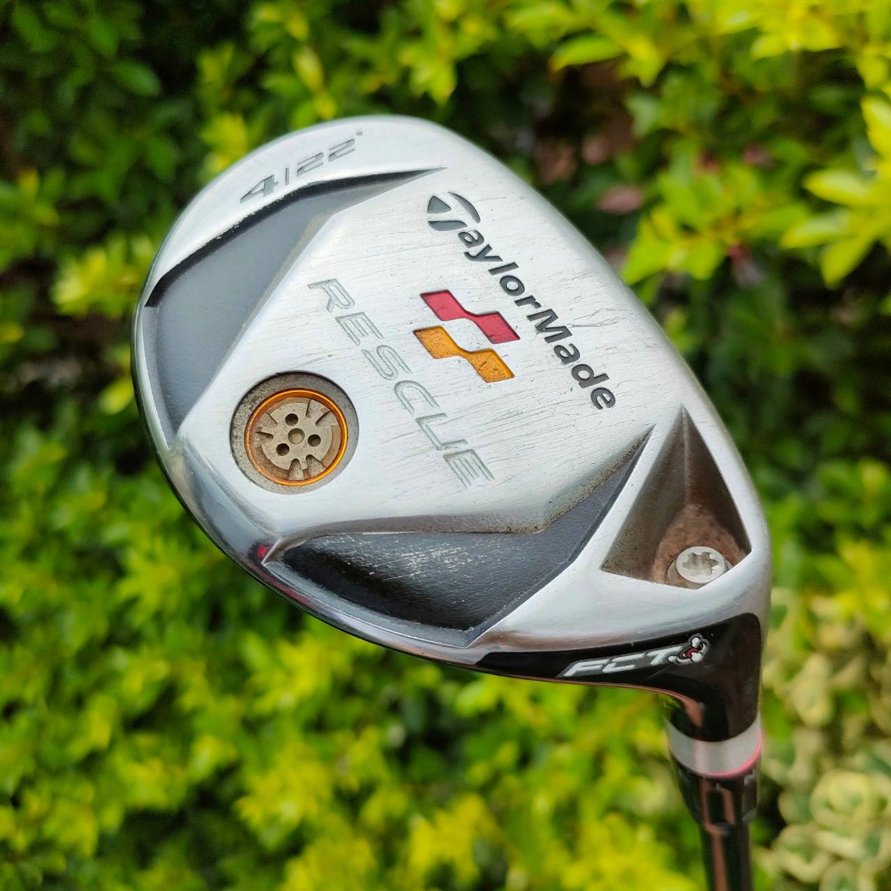 HYBRID 4 TAYLORMADE RESCUE องศา 22 ก้าน ALDILA VOODOO FLEX R ก้านดีมาก รุ่นนี้ นิยมที่สุดใน RESCUE ตีดีตีง่าย เสียงเพราะแน่น!!! สามารถไขปรับให้เข้ากับวงสวิงได้ ไม้กอล์ฟมือสอง ของแท้ BY NakaraLuxurious
