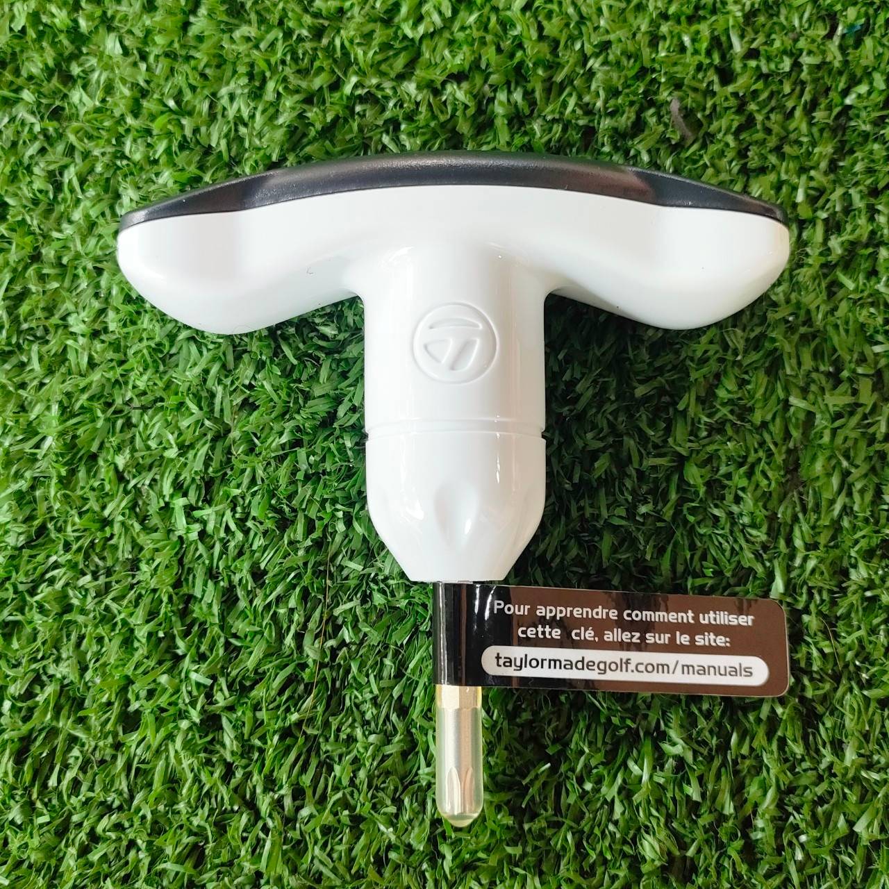 ตัวไข TAYLORMADE ของใหม่ เก่าเก็บไม่ได้ใช้ ใช้ไขได้หลายรุ่น และหลายยี่ห้อ ป้ายยังติดอยู่ยังไม่แกะ ไม้กอล์ฟพรีเมี่ยมมือสอง ของแท้ By NakaraLuxurious