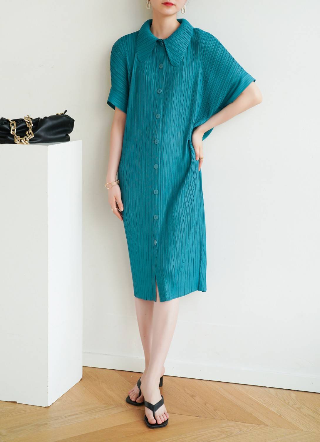 2MUAY รุ่น GJO2087 COLLAR BUTTON FRONT PLEAT DRESS เดรสอัดพลีทงานคุณภาพ 9สี FREE SIZE