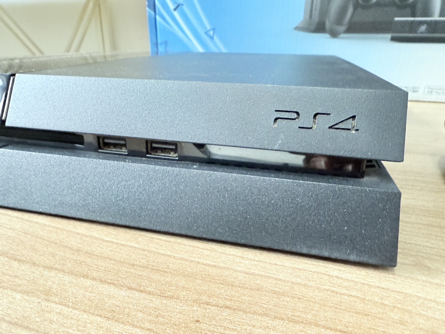 เครื่องเล่นวิดีโอเกม Sony Playstation 4+Dual Shock+Micro USB