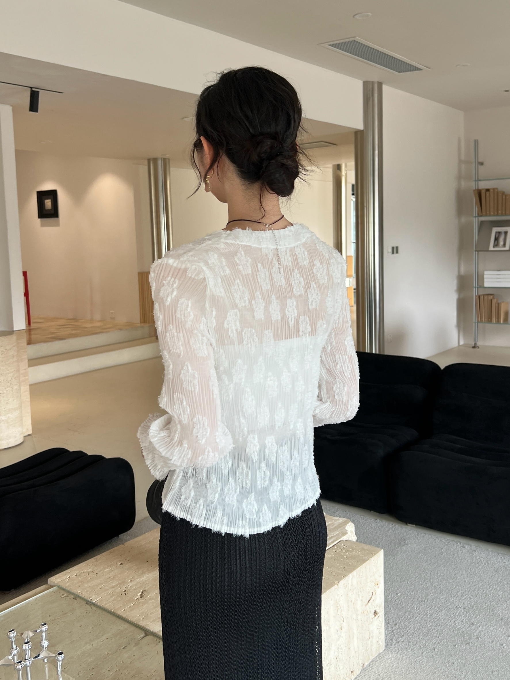 ปรับราคาลง20%!! 2MUAY รุ่น GJO2025 เสื้ออัดพลีทคุณภาพ V NECK BUTTON FRONT CRINKLE PLEATED TOP 6 สี FREE SIZE