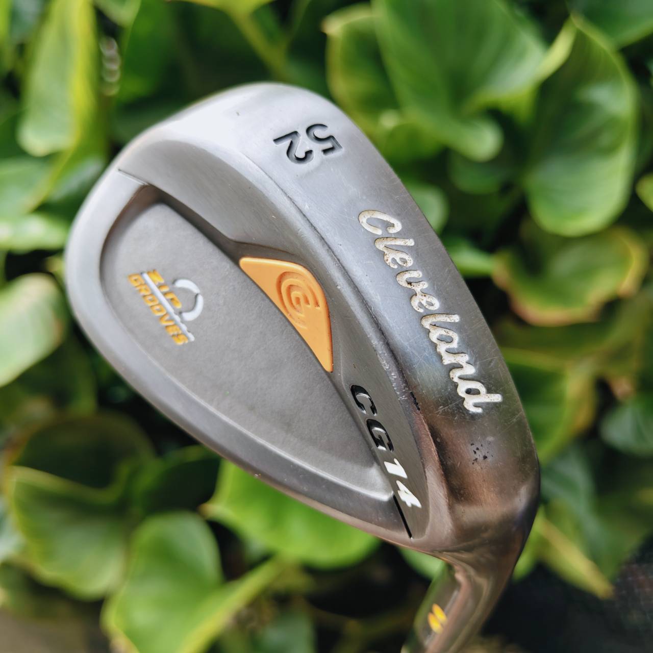 WEDGE CLEVELAND CG14 – Loft 52° / Bounce 10° Zip Grooves™ Technology ร่องสี่เหลี่ยมเหมือซิป สปินจัด!