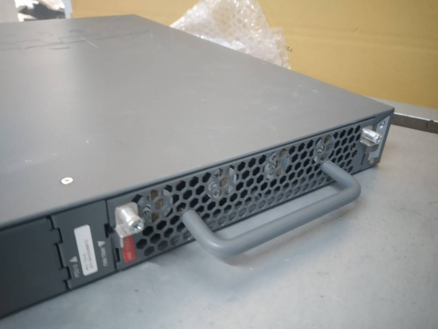 HPE JW743A Aruba 7210 4p 10GBase-X (SFP+) 2p Dual Pers Controller (RW) + PSU