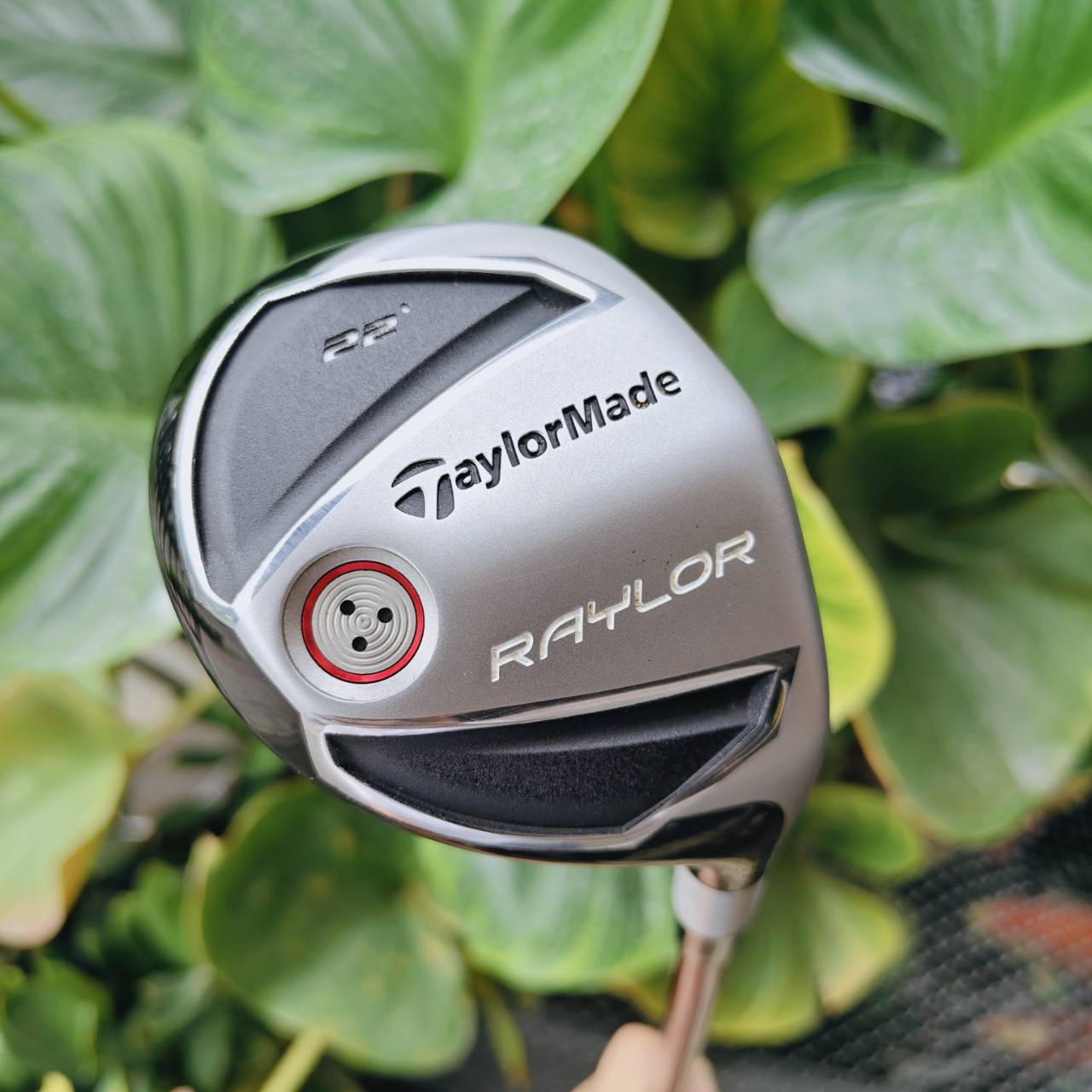 TaylorMade Raylor Hybrid ตัวช่วยตีลูกจากรัฟได้อย่างมั่นใจ! องศา 22° FLEX R