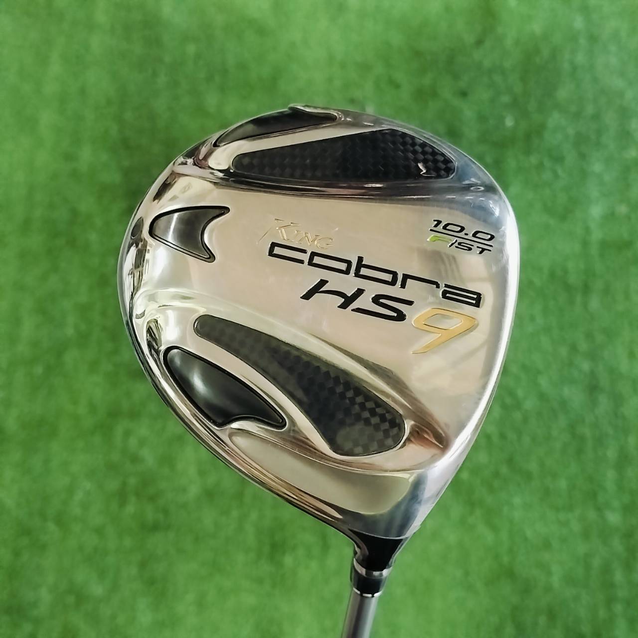ลดพิเศษ!!! Driver KING COBRA HS9 สุดยอดไม้ตีไกล ตีง่าย เสียงเพราะ และเสียงสนั่นมาก ได้ฟีลลิ่งมากๆ ไม้กอล์ฟพรีเมี่ยมมือสอง ของแท้ By NakaraLuxurious