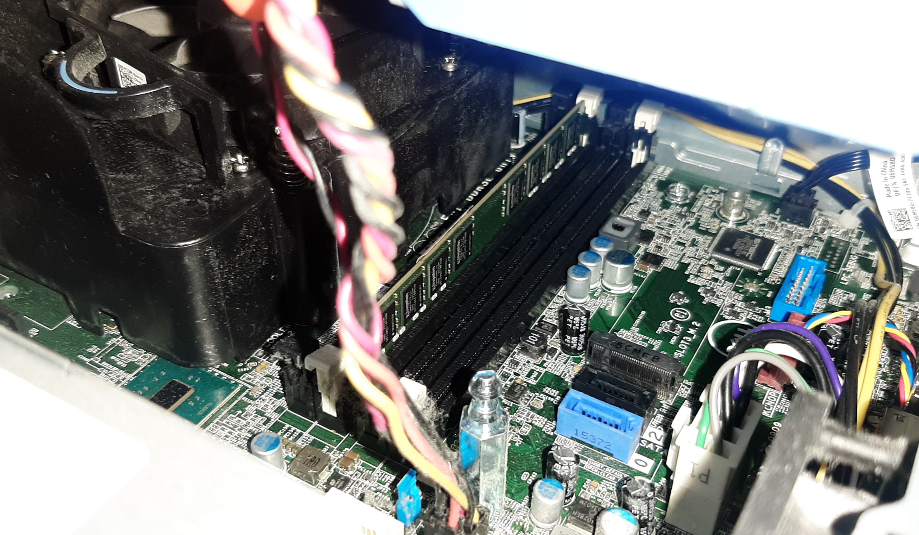 พีซีมือสองสภาพดี ประกัน 1 เดือน Dell OptiPlex 5040 SFF (i5-6500 Ram8GB HDD500GB)