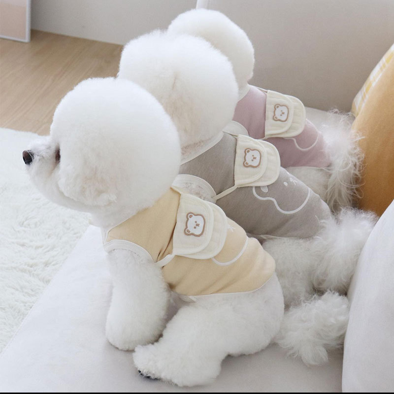 🇹🇭พร้อมส่ง🇹🇭♥️💕 เสื้อแขนกุดแต่งดีเทลสะพายกระเป๋า สุดน่ารัก เสื้อสุนัข ชุดหมา ชุดแมว