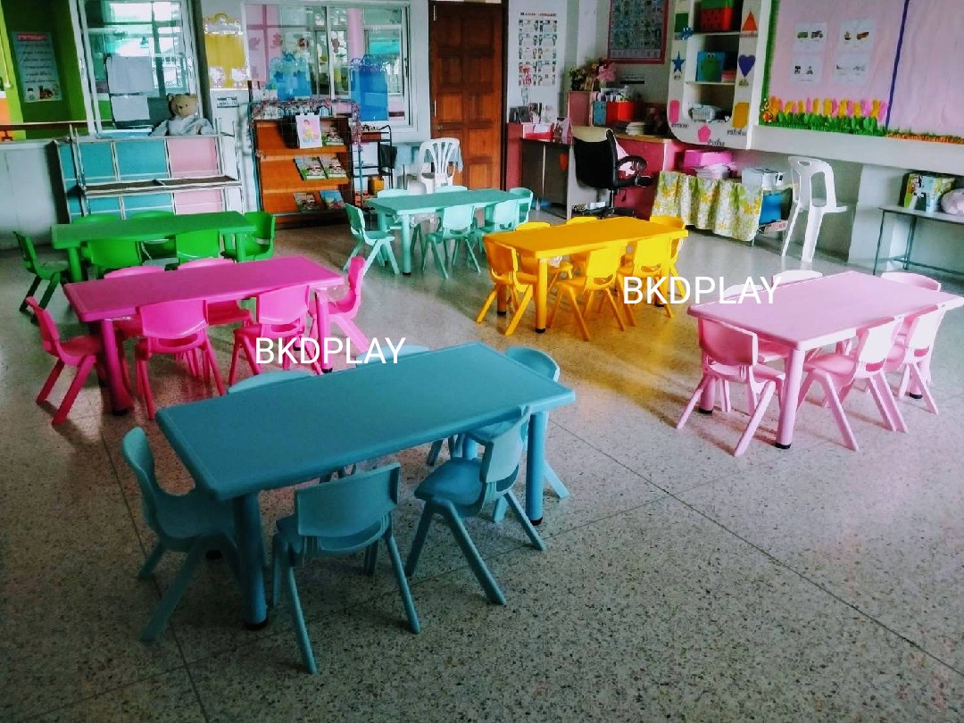 โต๊ะนักเรียน,โต๊ะเขียนหนังสือเด็ก,โต๊ะเรียน, โต๊ะสี่เหลี่ยมผืนผ้า พลาสติก ปรับระดับได้ ราคาโรงงาน พร้อมส่ง