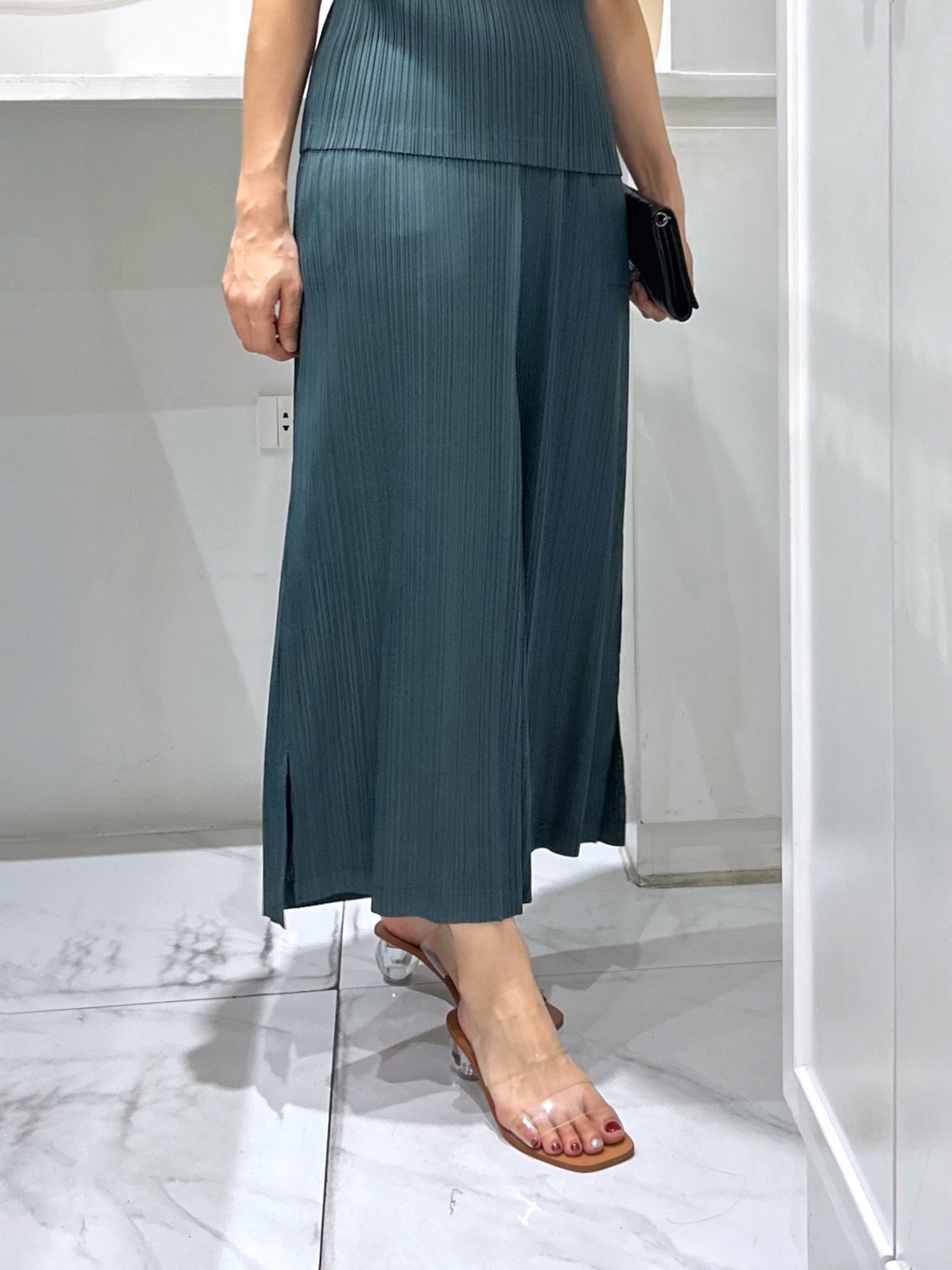 ปรับราคาลง20%!! ยาว 35นิ้ว!! 2MUAY รุ่น GJO11080 กางเกงอัดพลีท CULOTTE WIDE LEG PLEATED PANTS 8 สี FREE SIZE