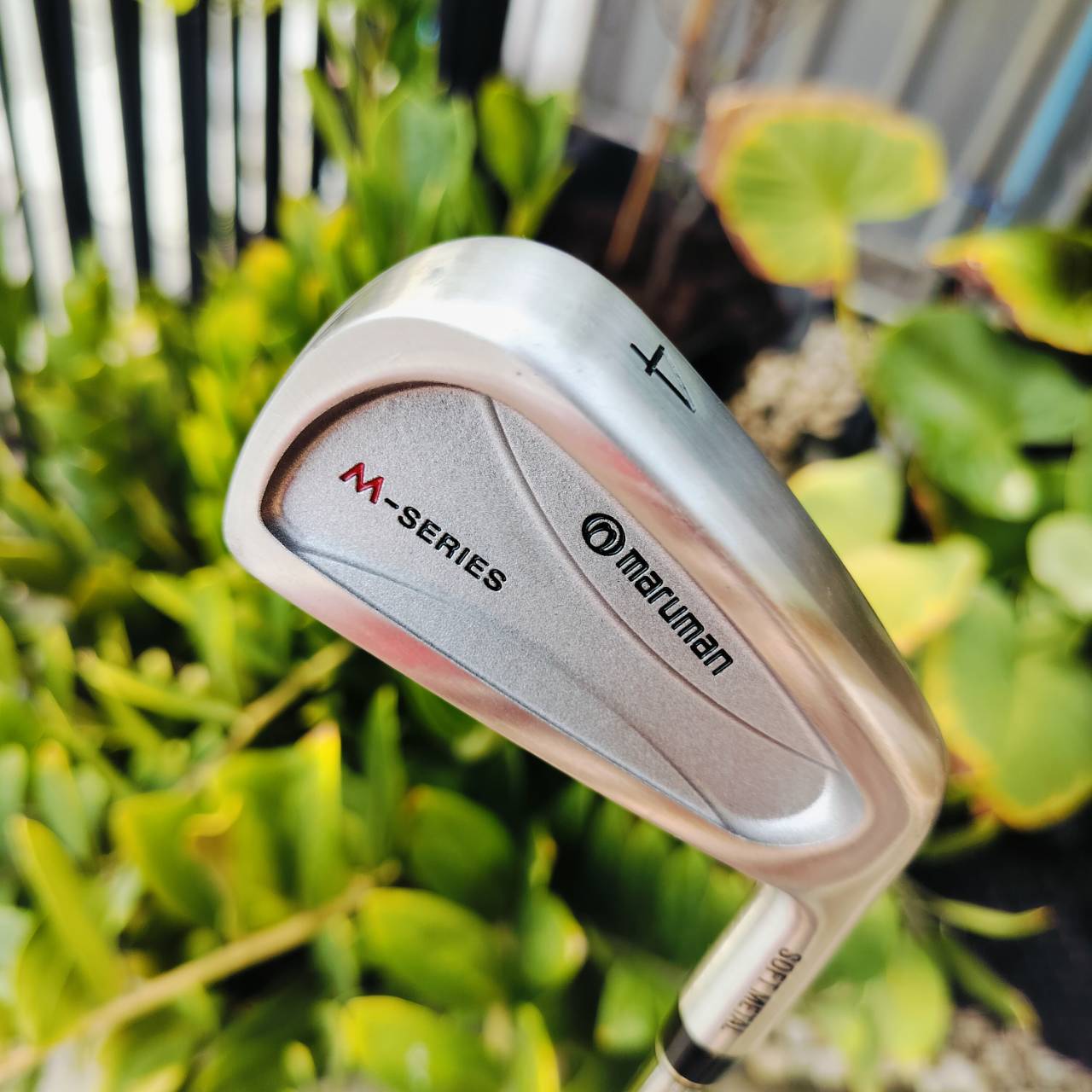 เหล็ก 4 MARUMAN M-SERIES รุ่นดังมากๆในอดีต SOLE สวยมาก เหมือนรุ่น M1 เลยค่ะ ก้านพรีเมี่ยม NS PRO 850 FLEX R ก้านเหล็กเบามาก ตีไกลกว่าปกติมาก ไม้กอล์ฟมือหนึ่ง ของแท้ BY NakaraLuxurious