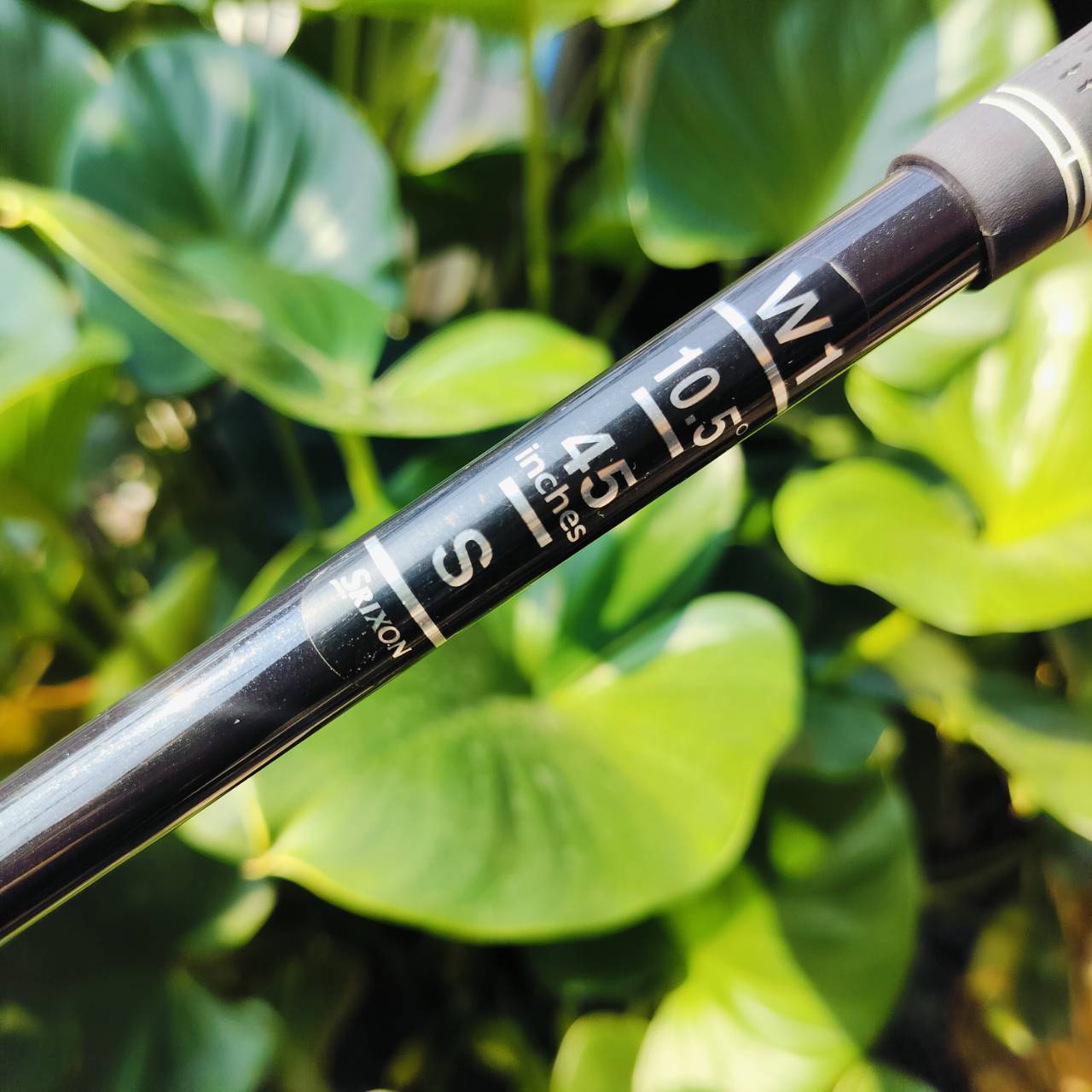 Driver SRIXON W-403 AD ก้าน SV-3000 FLEX S องศา 10.5 วัสดุ TITANIUM พรีเมี่ยมของญี่ปุ่น ไม้กอล์ฟพรีเมี่ยมมือสอง ของแท้ By NakaraLuxurious