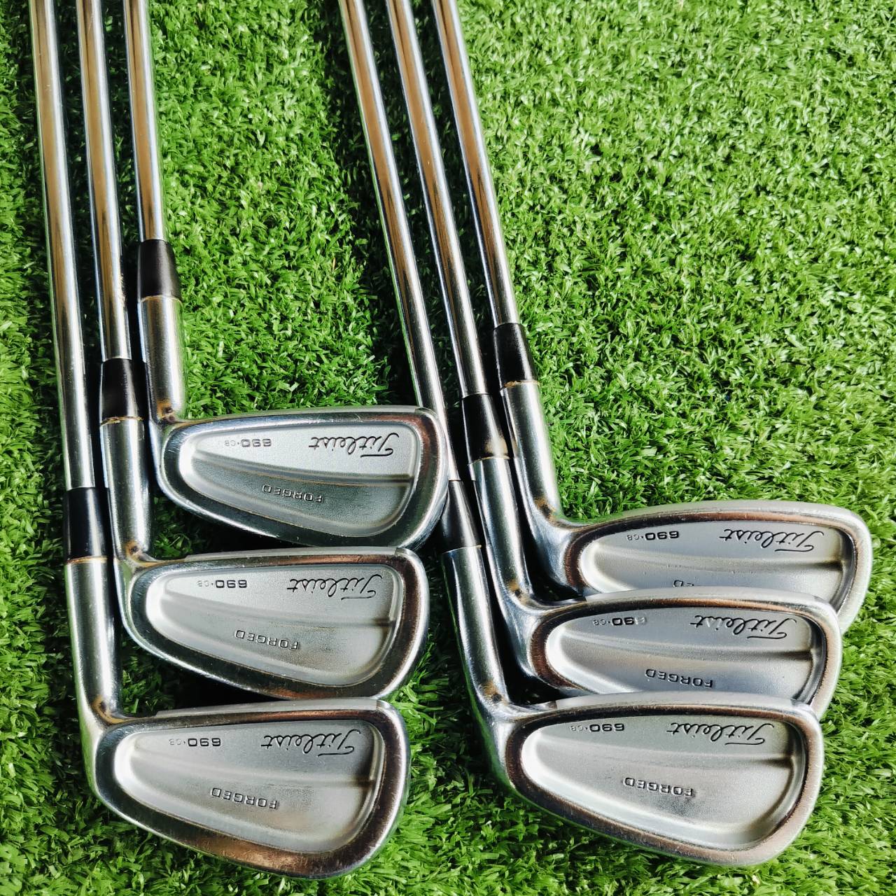 ชุดเหล็ก Titleist 690 CB FORGED ก้าน NS PRO 950 FLEX R เป็นชุดเหล็ก FORGED สุดพรีเมี่ยม แต่มี CAVITY เพื่อช่วยชดเชยผิดพลาด ไม้กอล์ฟพรีเมี่ยมญี่ปุ่นมือสอง ของแท้ By NakaraLuxurious