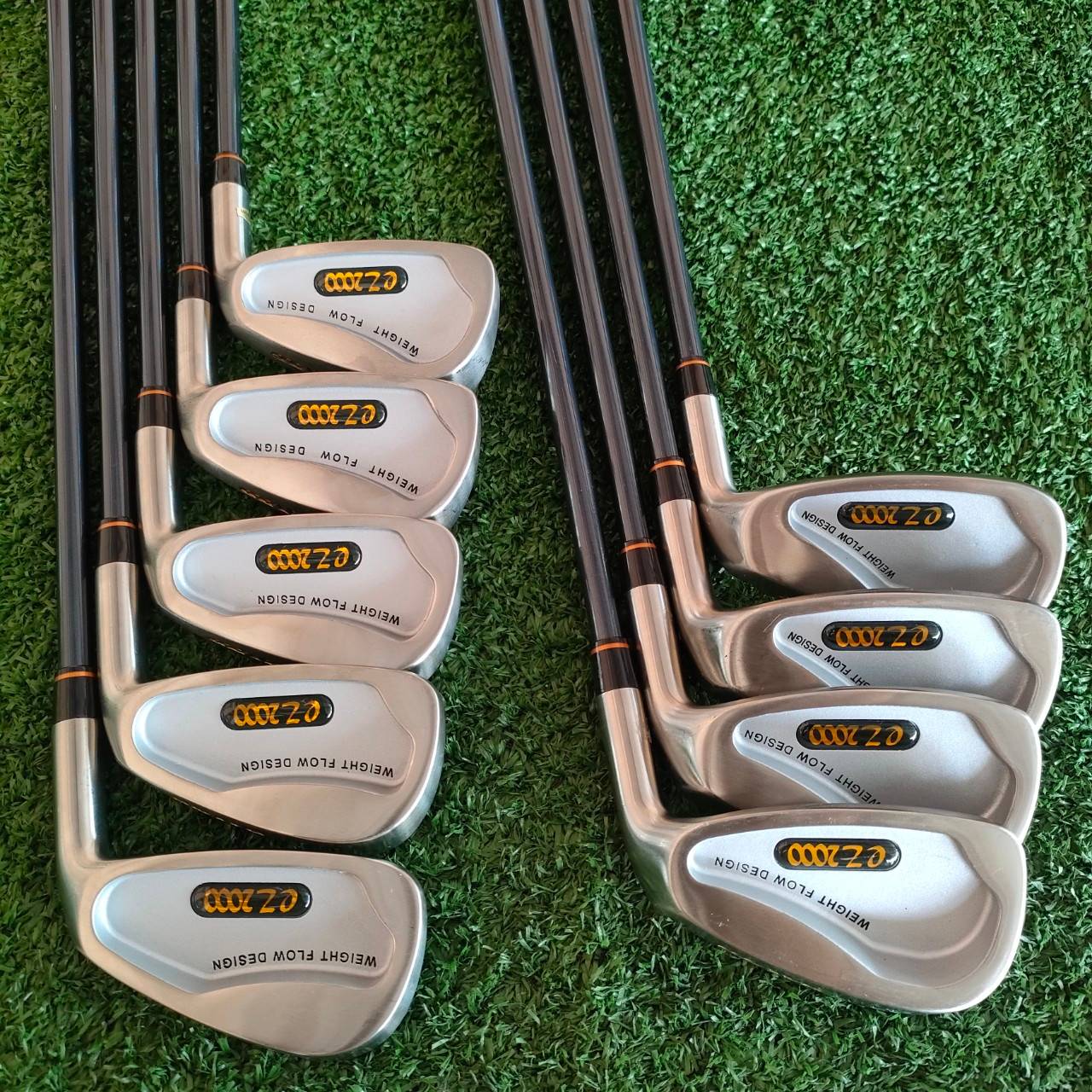 ชุดเหล็ก KENT EZ 2000 ของใหม่!! แต่พลาสติกหลุด** มีเหล็ก 3-9 เเละ PW SW ก้าน KENY EZ2000 FLEX R ตีดีมาก!! ไม้กอล์ฟมือหนึ่ง ของแท้ BY NakaraLuxurious