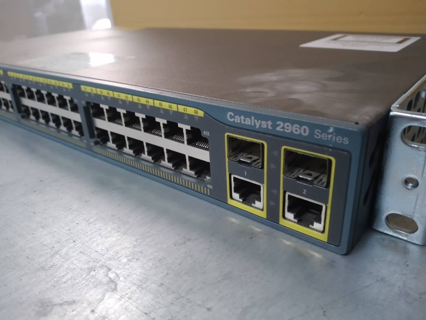 Cisco ws-c2960+48tc-l Catalyst 2960 Plus 48 10/100 + 2 T/SFP