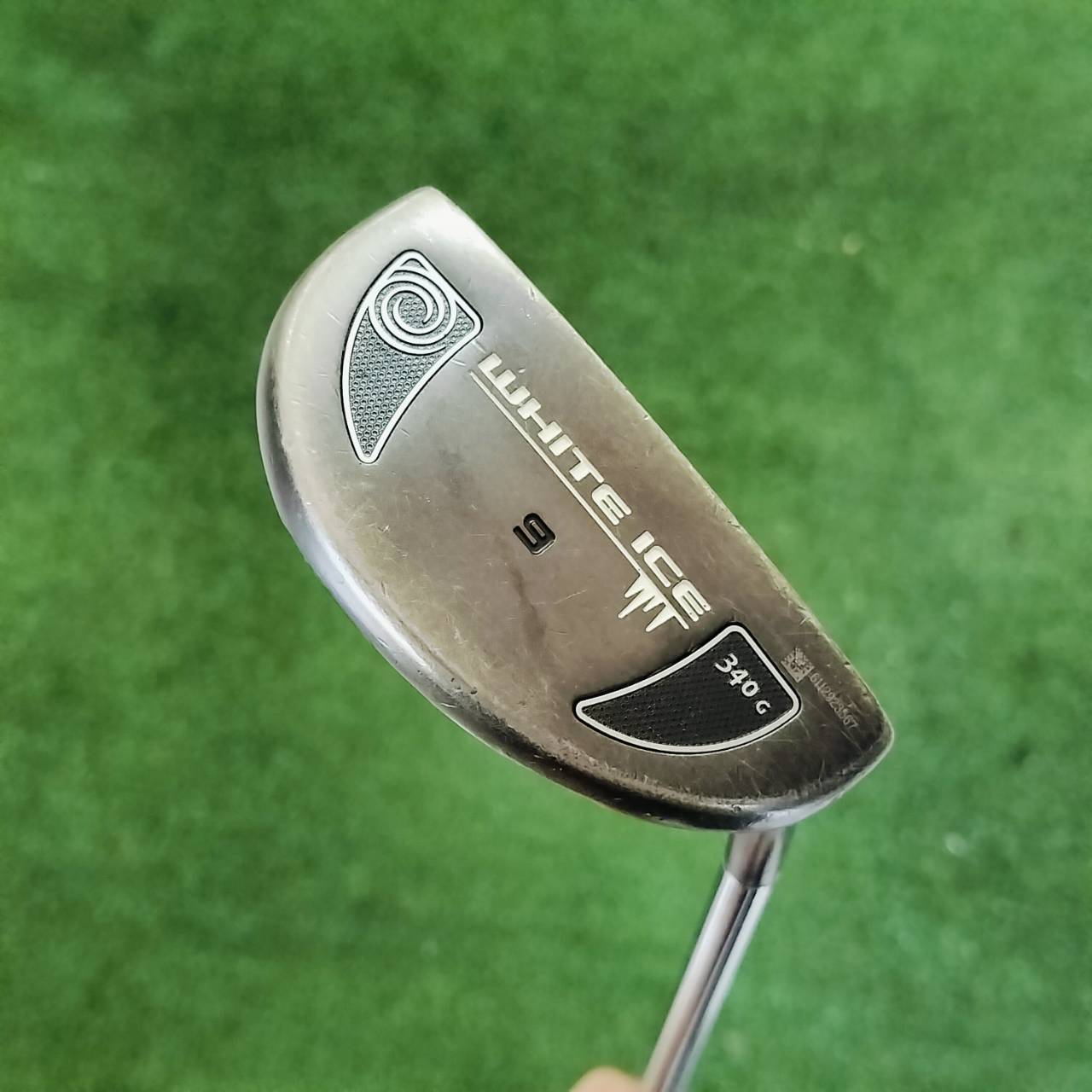 PUTTER ODYSSEY WHITE ICE 9 ความยาว 35 นิ้ว รูปทรงมอลเล็ต ออกแบบคอไม้พิเศษ พัตต์ง่ายเลย ไม้กอล์ฟพรีเมี่ยมมือสอง ของแท้ By NakaraLuxurious