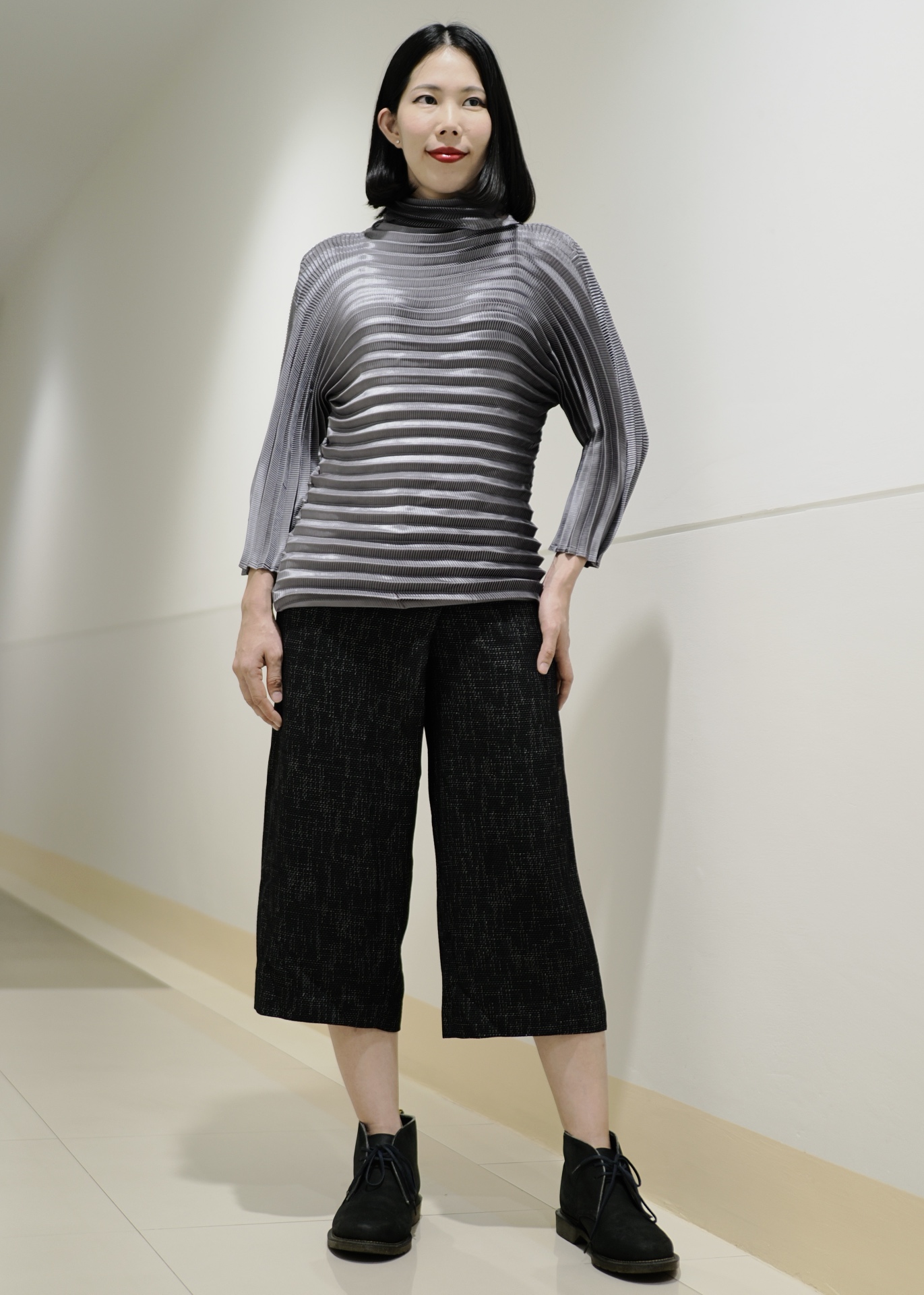 ปรับราคาลง40%!! 2MUAY GA6004-1 เสื้อพลีทคุณภาพ FOLD OVER NECK PLEATED TOP 3 สี FREE SIZE