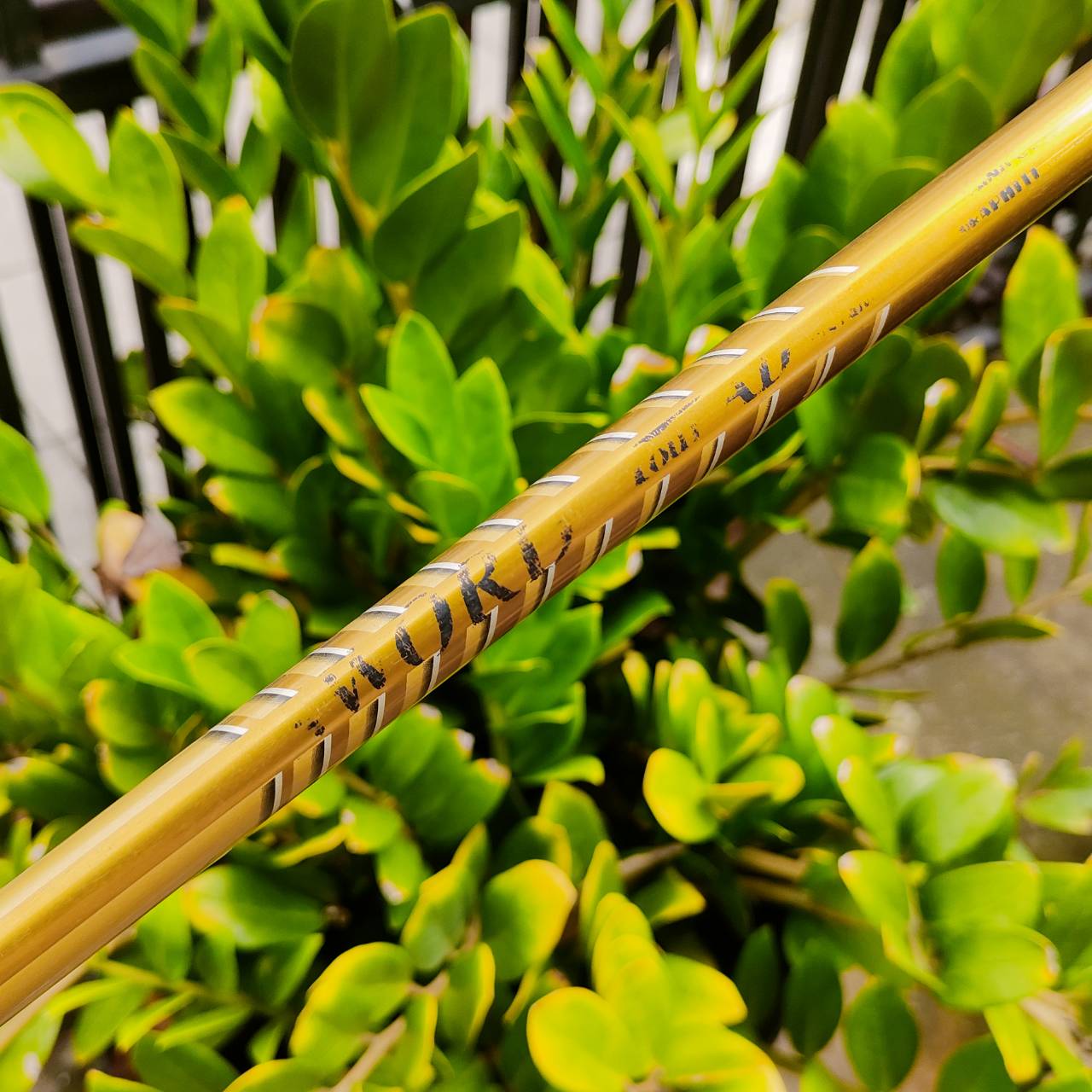 Driver SWORD SNIPER Hi 4WD องศา 9 ก้าน TOUR AD FLEX มี COVER เดิม รุ่น Hi หน้าเด้งมาก พร้อมหมุด 4 จุด 4WD ทำให้การชดเชยสูงสุด ตีทั้งตรง ทั้งไกลมาก ไม้กอล์ฟพรีเมี่ยมมือสองญี่ปุ่น ของแท้ By NakaraLuxurious