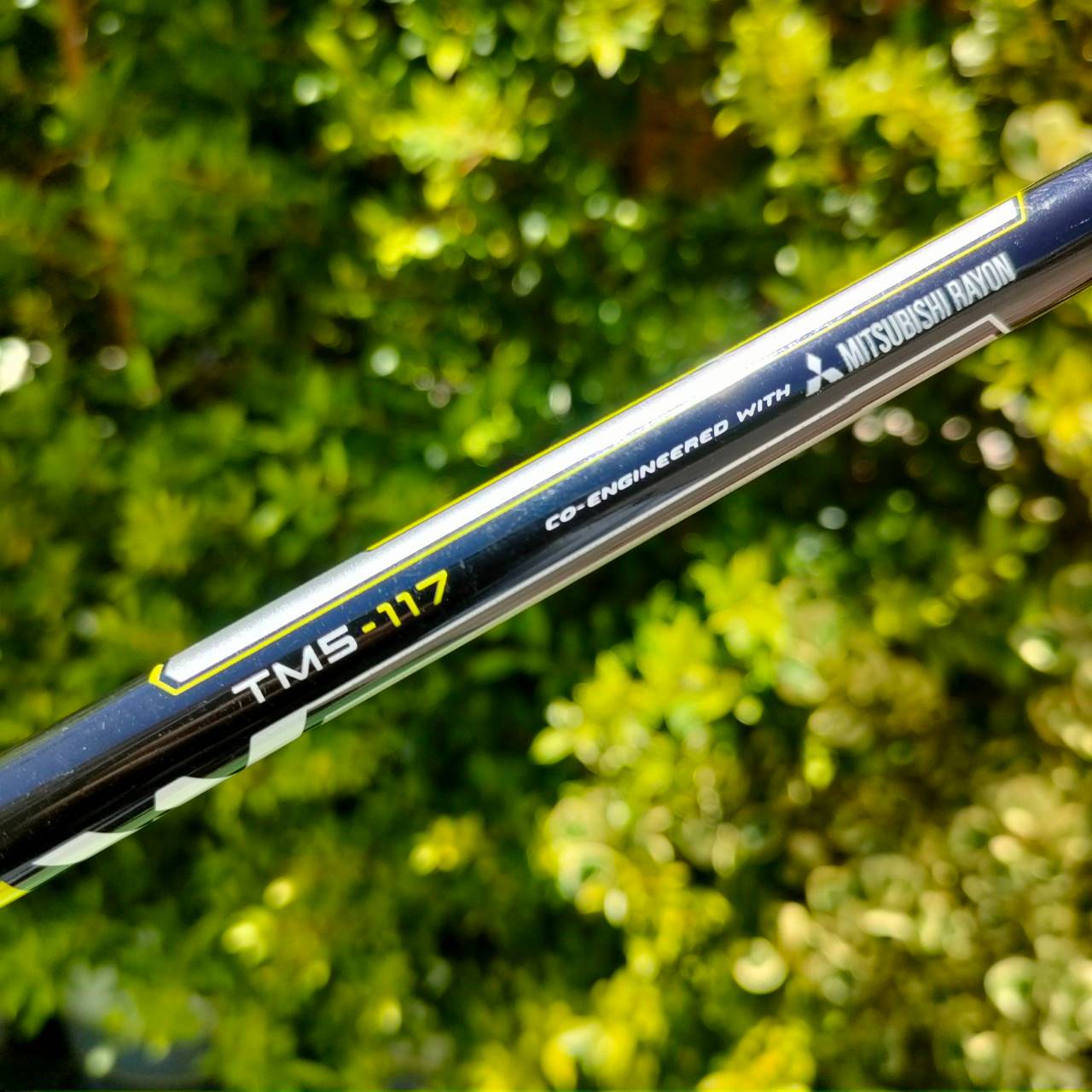 HYBRID 4 TAYLORMADE M1 องศา 21 ก้าน TAYLORMADE TM5-117 FLEX R พร้อม COVER เดิม , รุ่นใหม่ตัวหนังสือสีเขียว , หัวไม้ใหญ่ ไขปรับได้ ไม้กอล์ฟมือสอง ของแท้ BY NakaraLuxurious