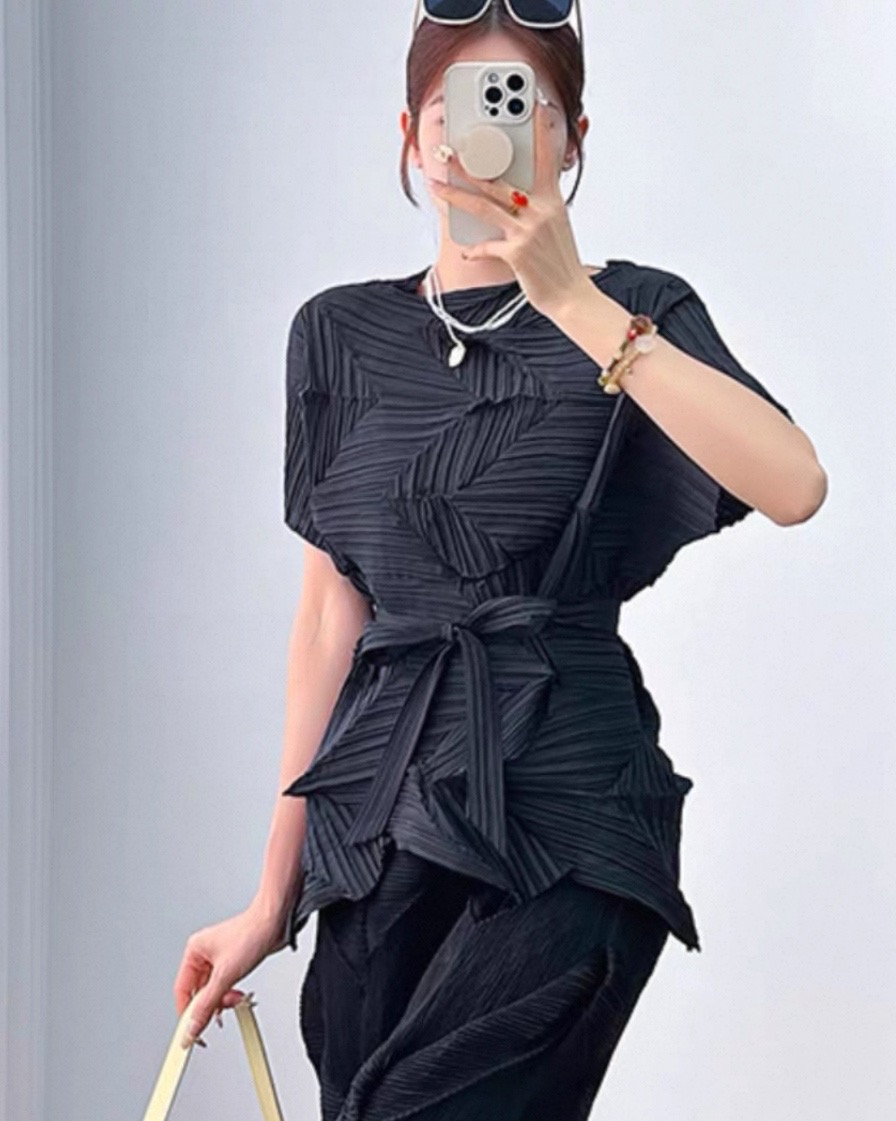 อกถึง 42 นิ้ว 2MUAY รุ่น GM6651 เสื้ออัดพลีท SHORT SLEEVE ZIG ZAG PLEATED TOP 15 สี FREE SIZE