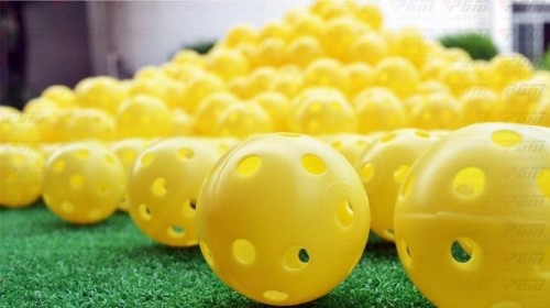 ลูกกอล์ฟ พลาสติก สำหรับฝึกหัดตีกอล์ฟ PGM