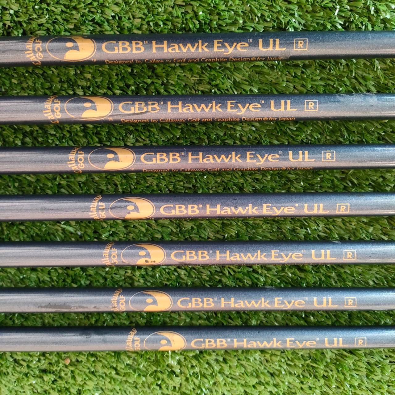 ชุดเหล็ก CALLAWAY HAWK EYE มีเหล็ก 6-9 เเละ PW AW SW ก้าน GBB HAWK EYE UL FLEX R ** กริฟ ไม่ค่อยดีนะครับ ** ชุดนี้เป็นตัว TOP ที่แพงสุดๆ ของแบรนด์ Callaway ในตอนนั้น ที่เป็นชุดที่บอกว่าตีไฟแล็บ เพราะทำจากวัสดุไทเทเนี่ยม หน้าเด้ง ซึ่งหายากมากแม้ในปัจจุบันน
