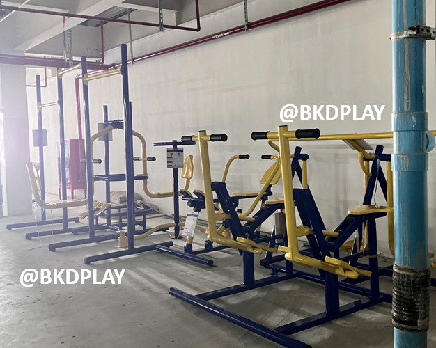 เครื่องออกกำลังกายกลางแจ้งผู้ใหญ่,บริหารขา เข่า น่อง แบบขาดัน ยกตัวคู่ ,ลานกีฬาอเนกประสงค์ ,สวนสาธารณะ ,เทศบาล ,หมู่บ้าน ,ผลิตในไทย ,สั่งทำตามสีที่ต้องการได้ ขนาด 80x180x170 ซม.