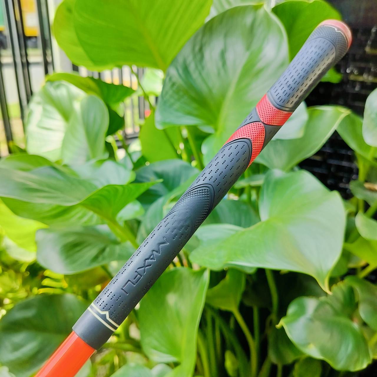 **ไม้กอล์ฟครบชุดมือซ้าย** MAXFLI XD EXTRA DISTANCE Driver ไทเทเนี่ยมหัวใหญ่ๆ ตีไกลๆ มีกับ UT องศา 19 เป็นตัวเล่นบน FW และมีเหล็กที่ตีง่ายมากๆ ไม้กอล์ฟพรีเมี่ยมมือสอง ของแท้ By NakaraLuxurious