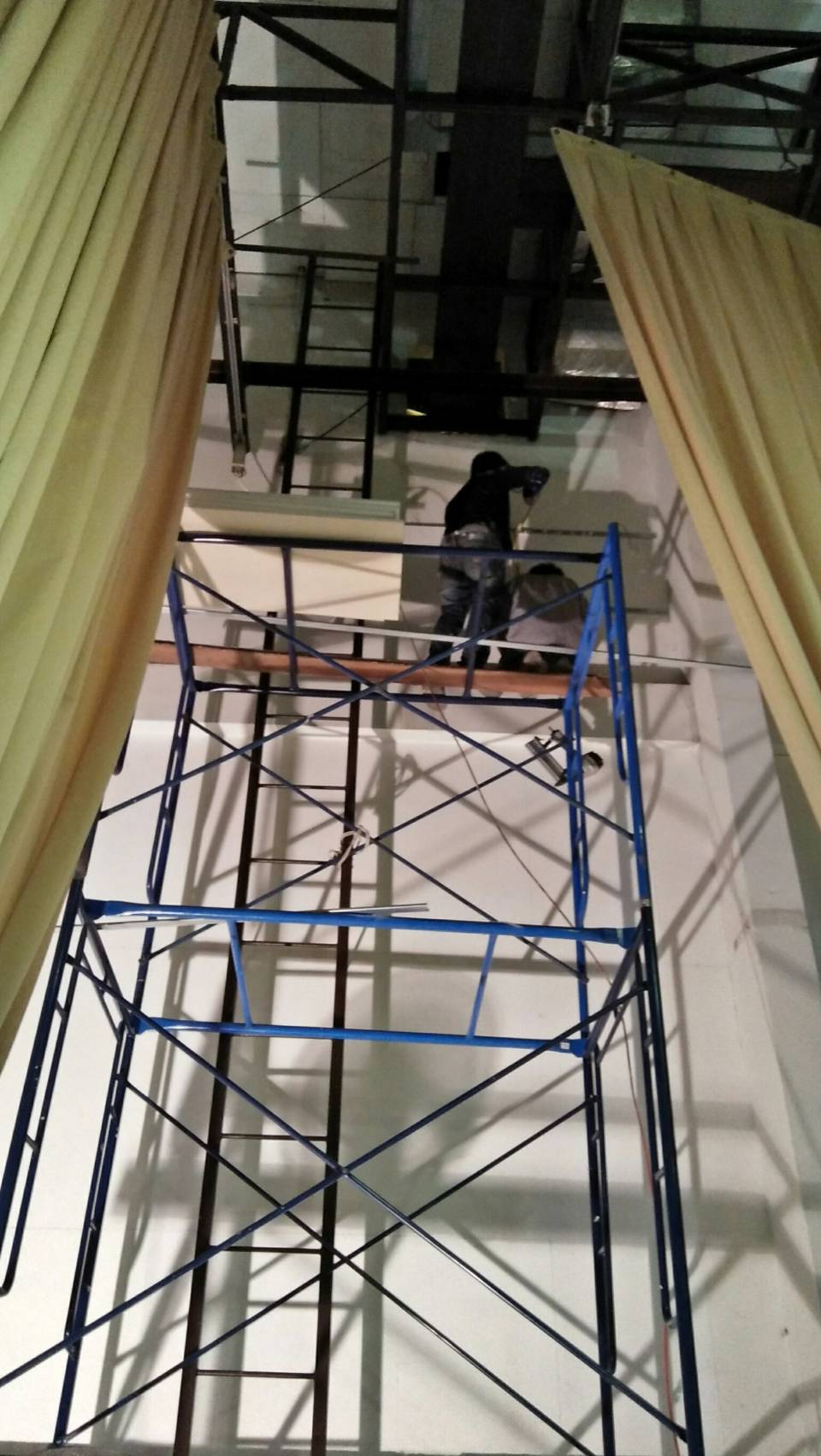 งานที่หอประชุมดุริยางค์ กองทัพเรือกรุงเทพ