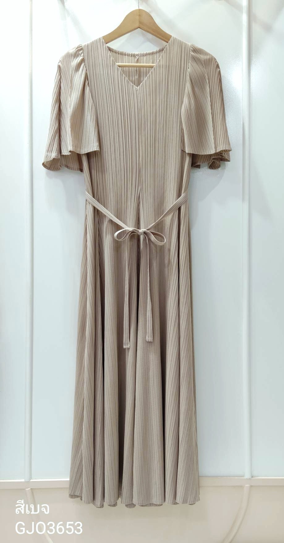 2MUAY รุ่น GJO3653 เดรสผู้หญิง เดรสพลีทคุณภาพ 10สี FREE SIZE V NECK FLARE SLEEVE PLEATED DRESS