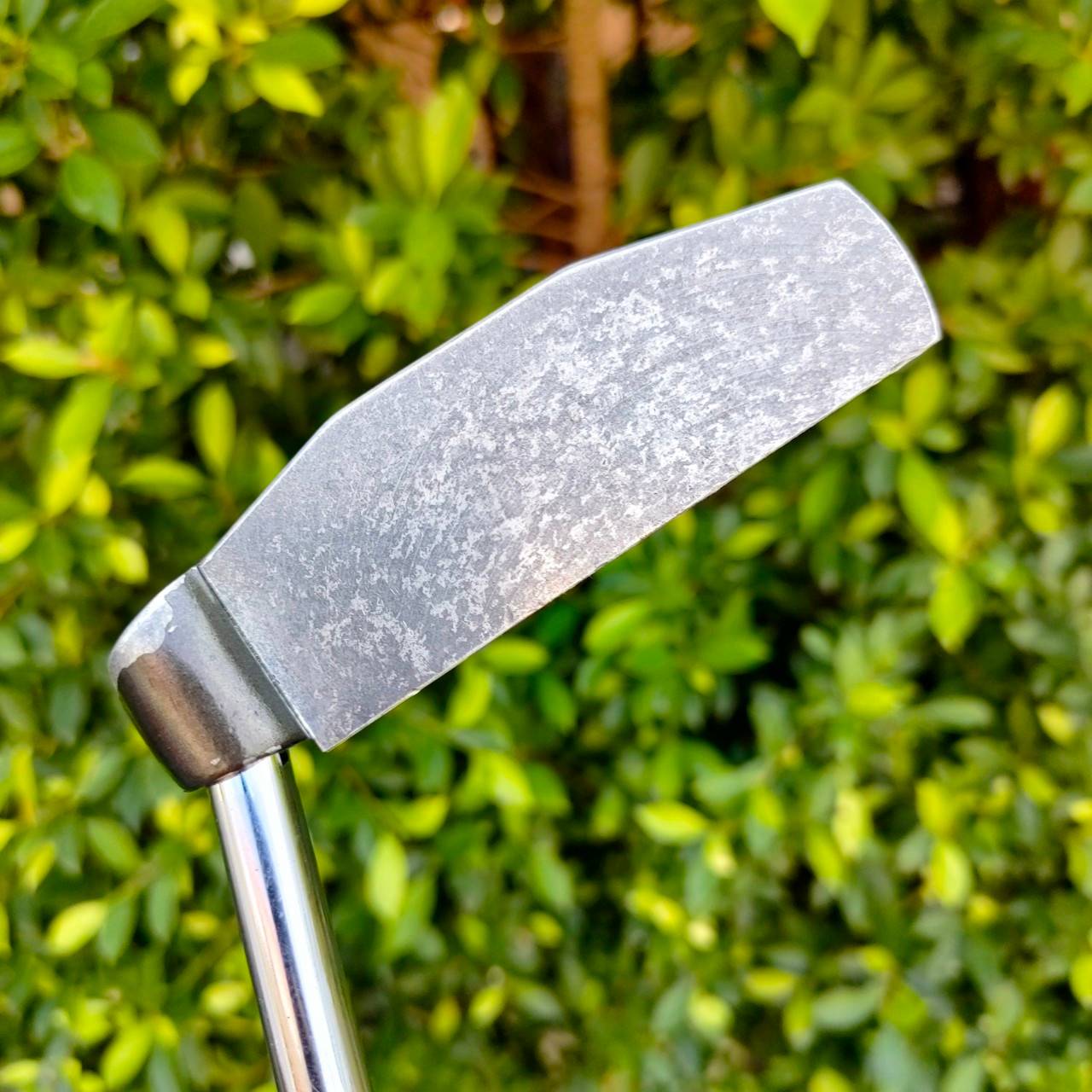 PUTTER WOSS DESIGN 33 MO-01 PAT ความยาว 34 นิ้ว กริพใส่ IOMIC อย่างแพง พัตเตอร์ WOSS เป็นพัตเตอร์ที่นิยมมาก ไม้กอล์ฟมือสอง ของแท้ BY NakaraLuxurious