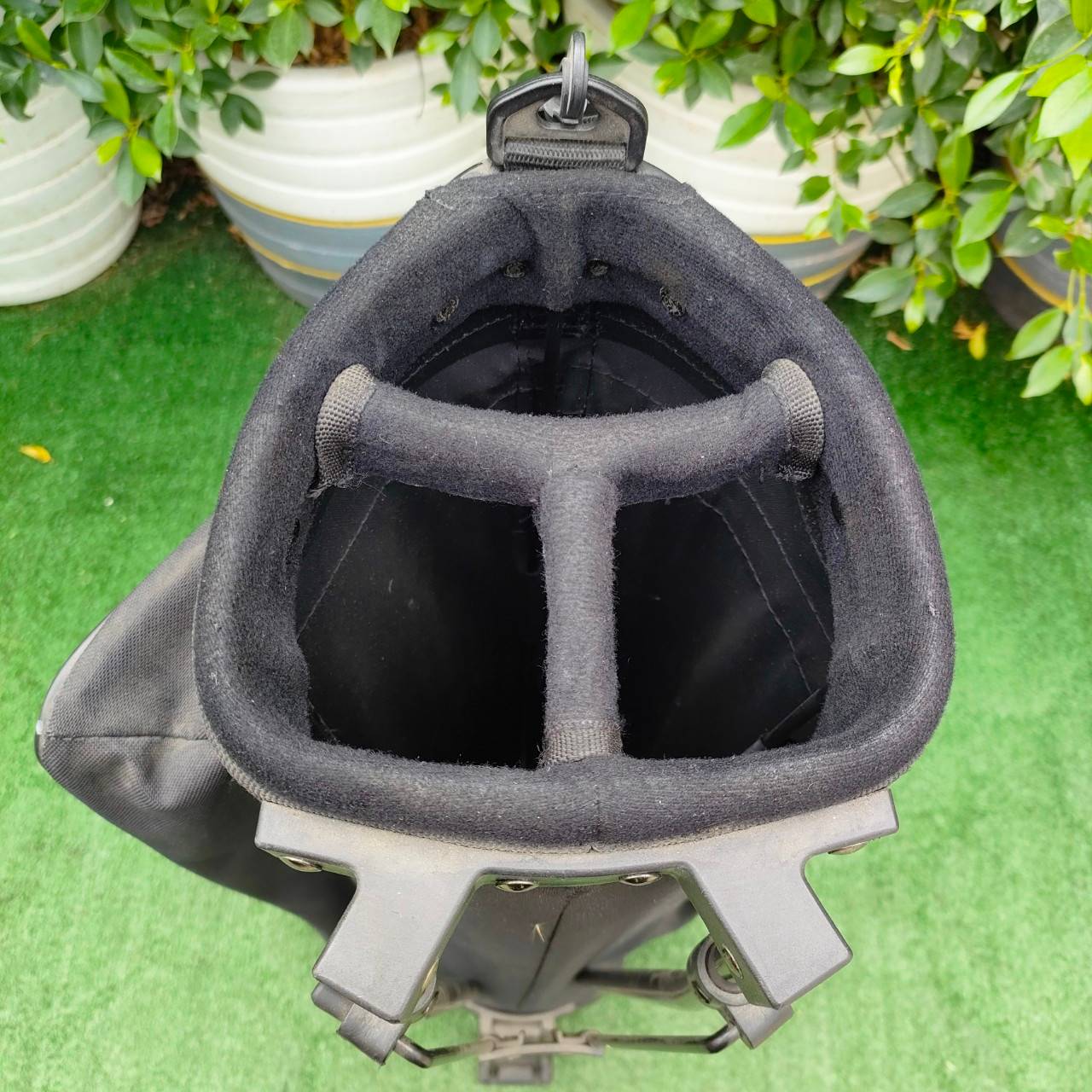 ถุงกอล์ฟ สำหรับเด็ก ขาตั้งมือสอง WILSON ** ไม่มี COVER ** ถุงสวยแข็งแรงดีมากๆ