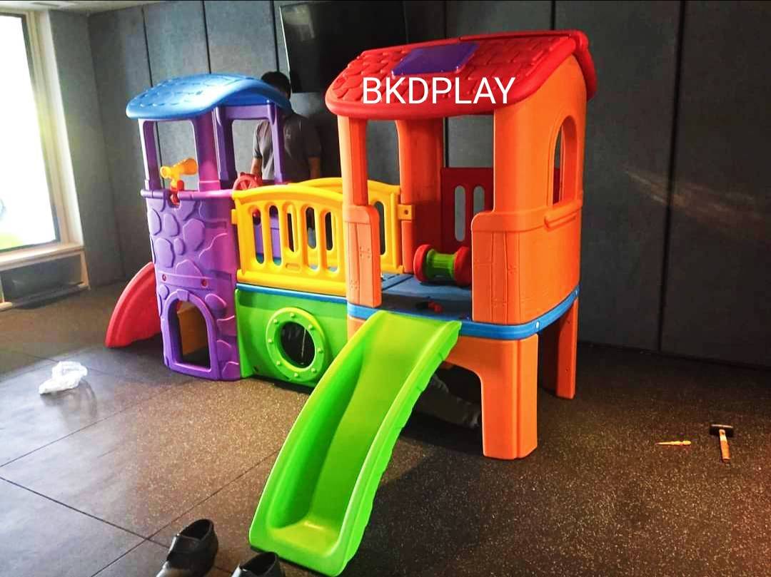 โปรโมชั่นเครื่องเล่นสนามกลางแจ้ง-ในร่มบ้านน้อยสองชั้นราคาโปรโมชั่น 16,000 บาท ,สนามเด็กเล่นราคาถูก,บ้านสไลเดอร์, สไลเดอร์พร้อมปีนป่าย, บ้านน้อยสองชั้น ,กระดานลื่นบ้านมีสไลเดอร์ ,บ้านกระดานลื่นพลาสติก