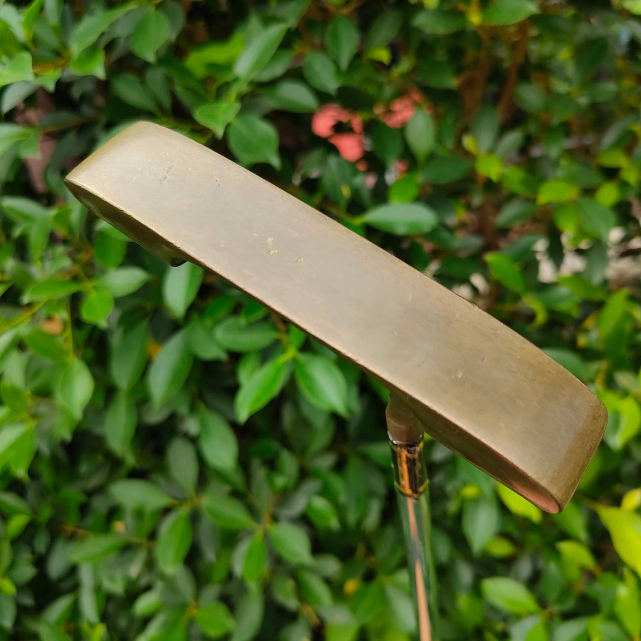 PUTTER SLOTLINE 9814C ความยาว 35 นิ้ว สุดยอดพัตเตอร์ วัสดุทองเลือง และยังหน้า MILLED ทำให้ฟีลลิ่งดีมาก และลูกเกาะไลน์มากๆ