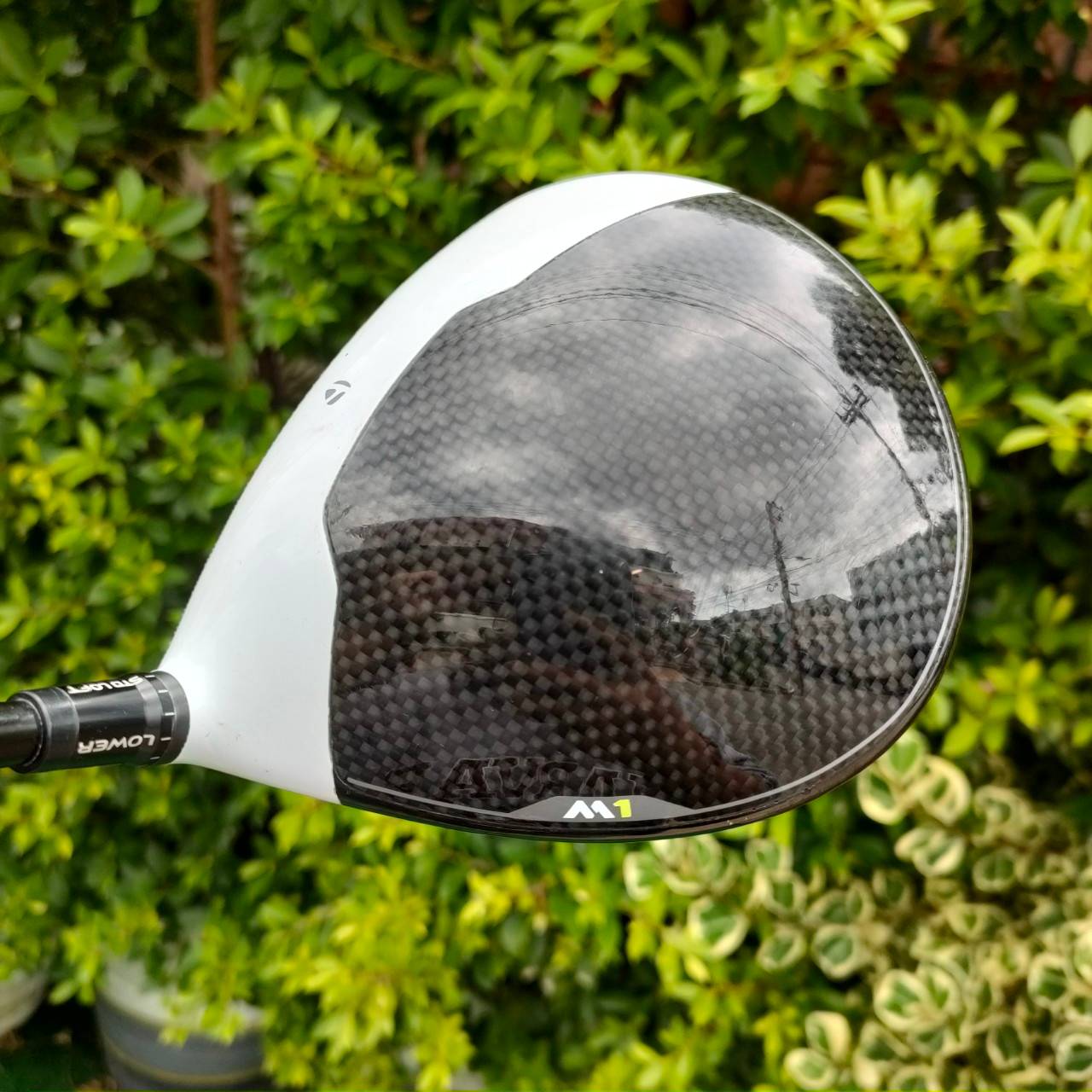 DRIVER TAYLORMADE M1 องศา 9.5 ก้าน FUJIKURA ATMOS FLEX R5 * M1 รุ่นใหม่ * กระดองเคฟล่า HI - END , ก้านพรีเมี่ยม ไม้กอล์ฟมือสอง ของแท้ BY NakaraLuxurious