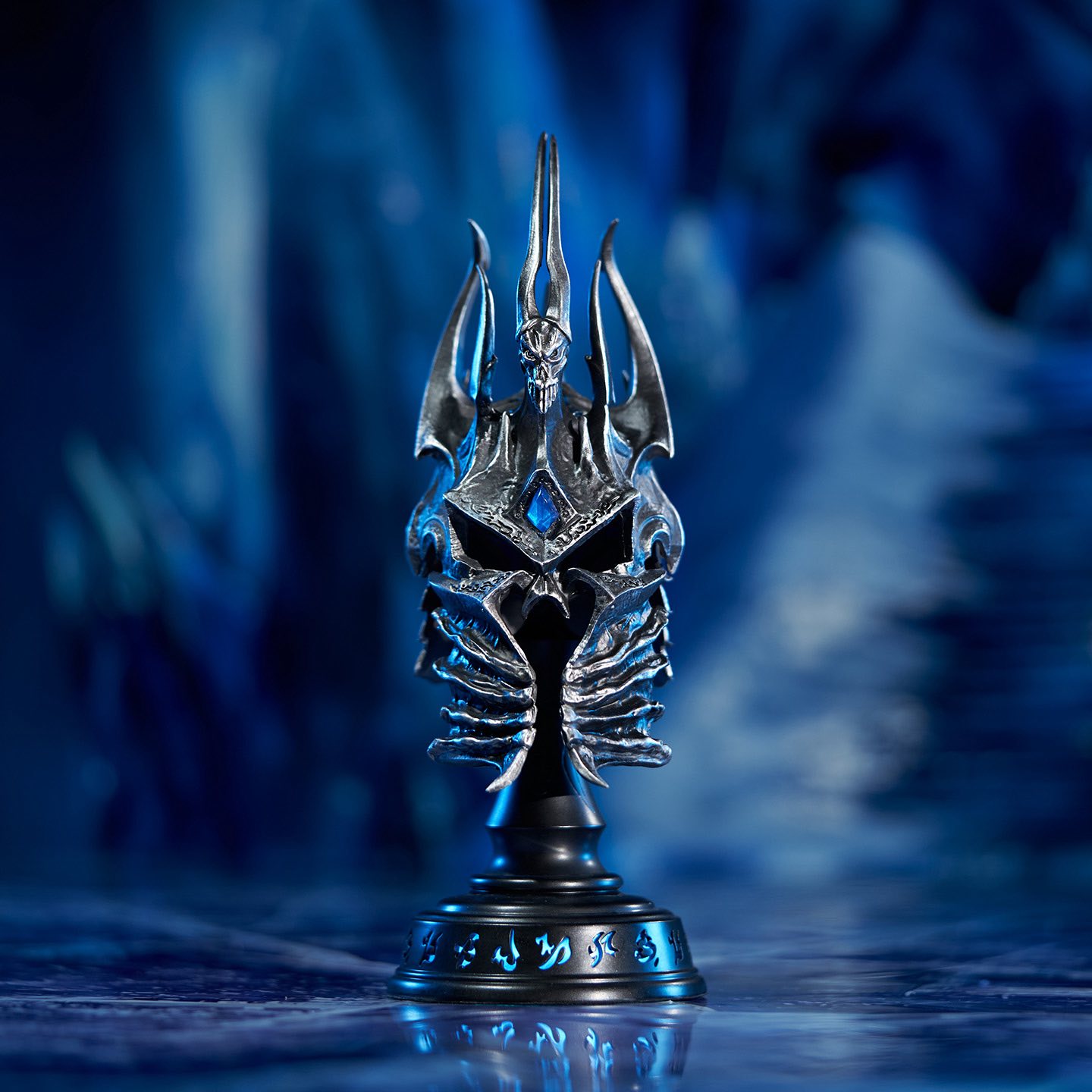[สั่งจอง] HEX Collectibles : Helm of Domination (World of Warcraft)