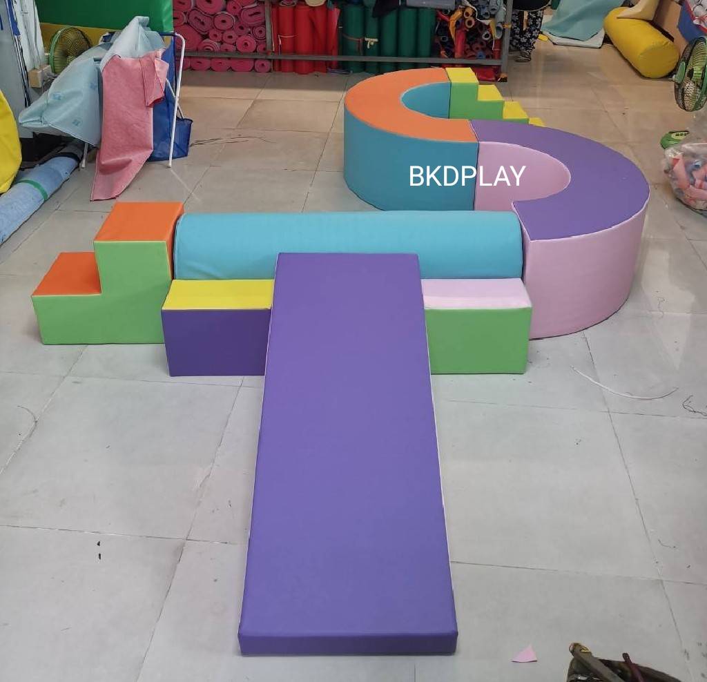 ชุดตัวSสูง45ซม. ทางเดินฝึกการทรงตัว-พัฒนาการนุ่มนิ่ม8ชิ้น ทางเดิน pvc, ตัวS เบาะนุ่มนิ่ม หนัง soft play, indoor playground เครื่องเล่นสนามในร่ม kidzone มุมเด็ก